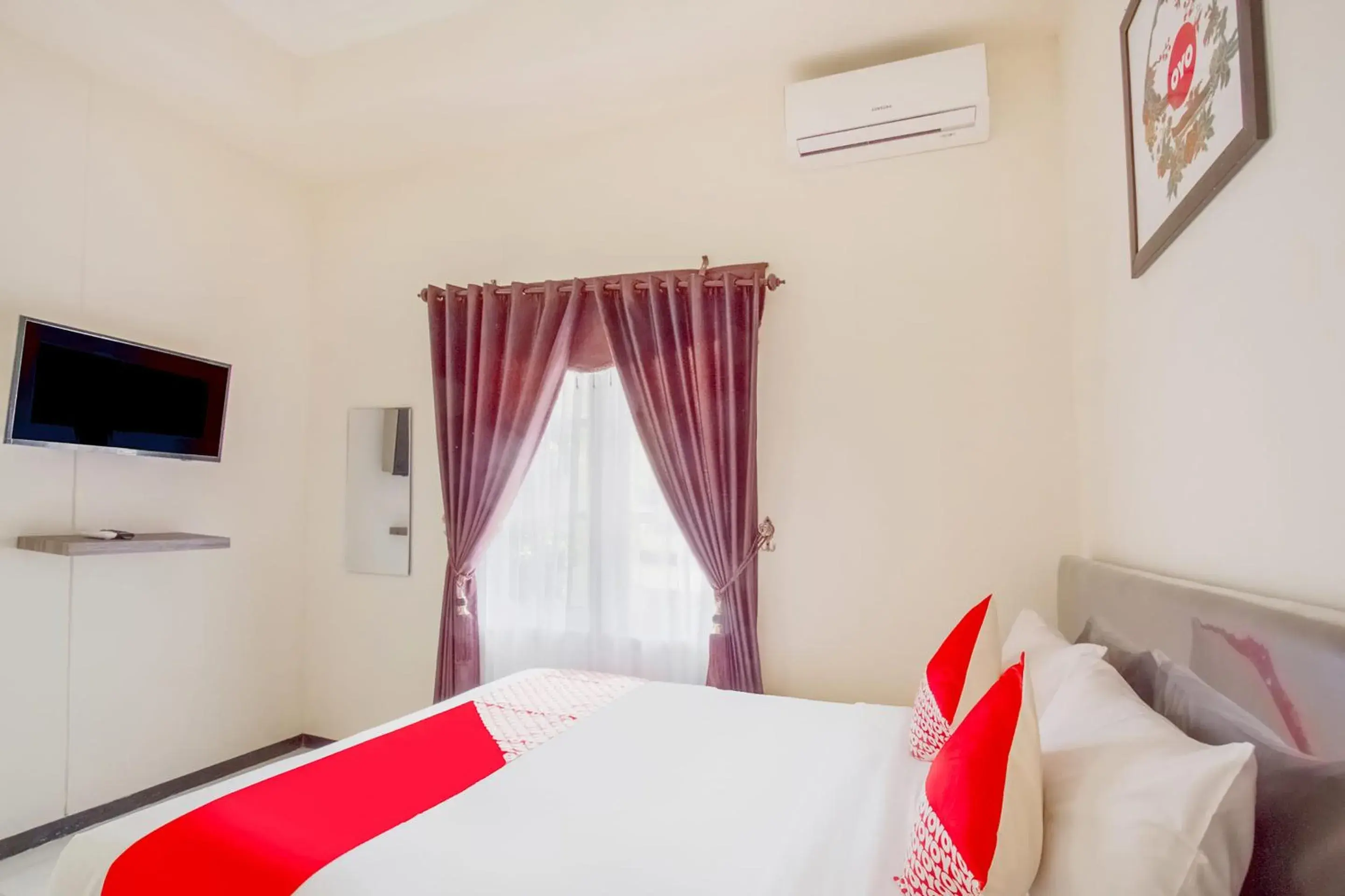 Bedroom, Bed in Hotel O D'soetta Bedroom, Bed in Hotel O D'soetta