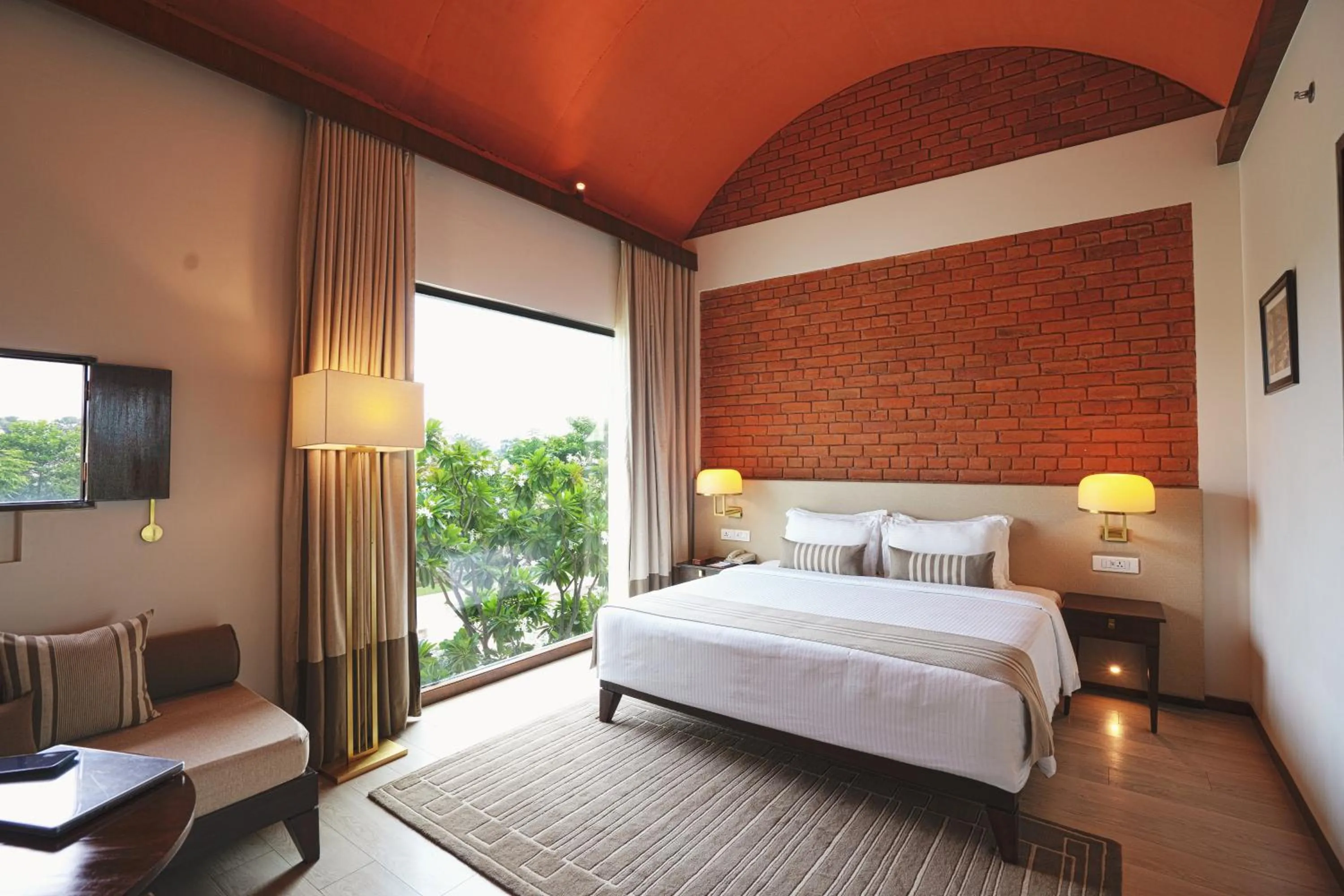 Bed in Marasa Sarovar Premiere, Bodhgaya