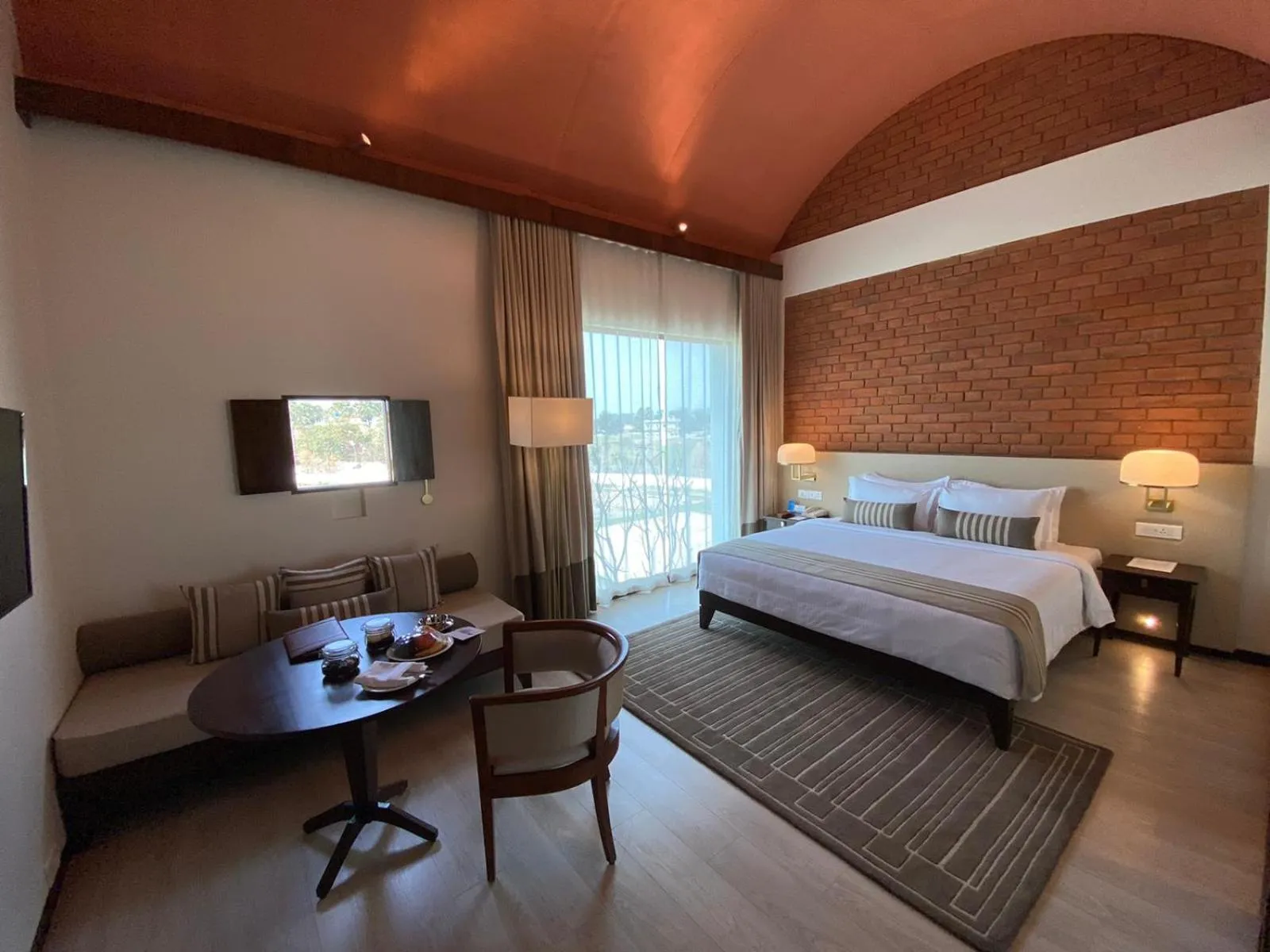 Bed in Marasa Sarovar Premiere, Bodhgaya