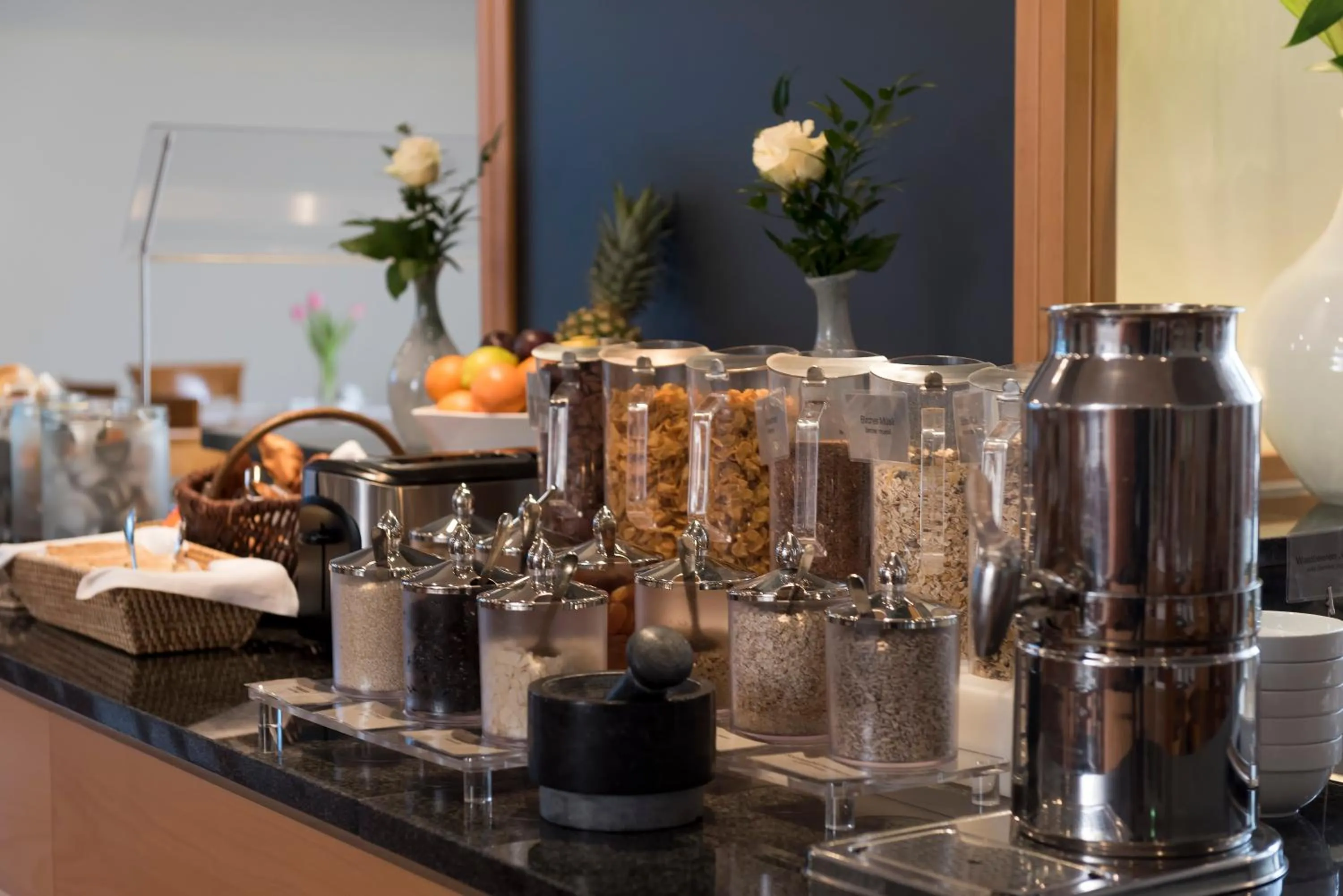 Restaurant/places to eat in Best Western Hotel Dortmund Airport