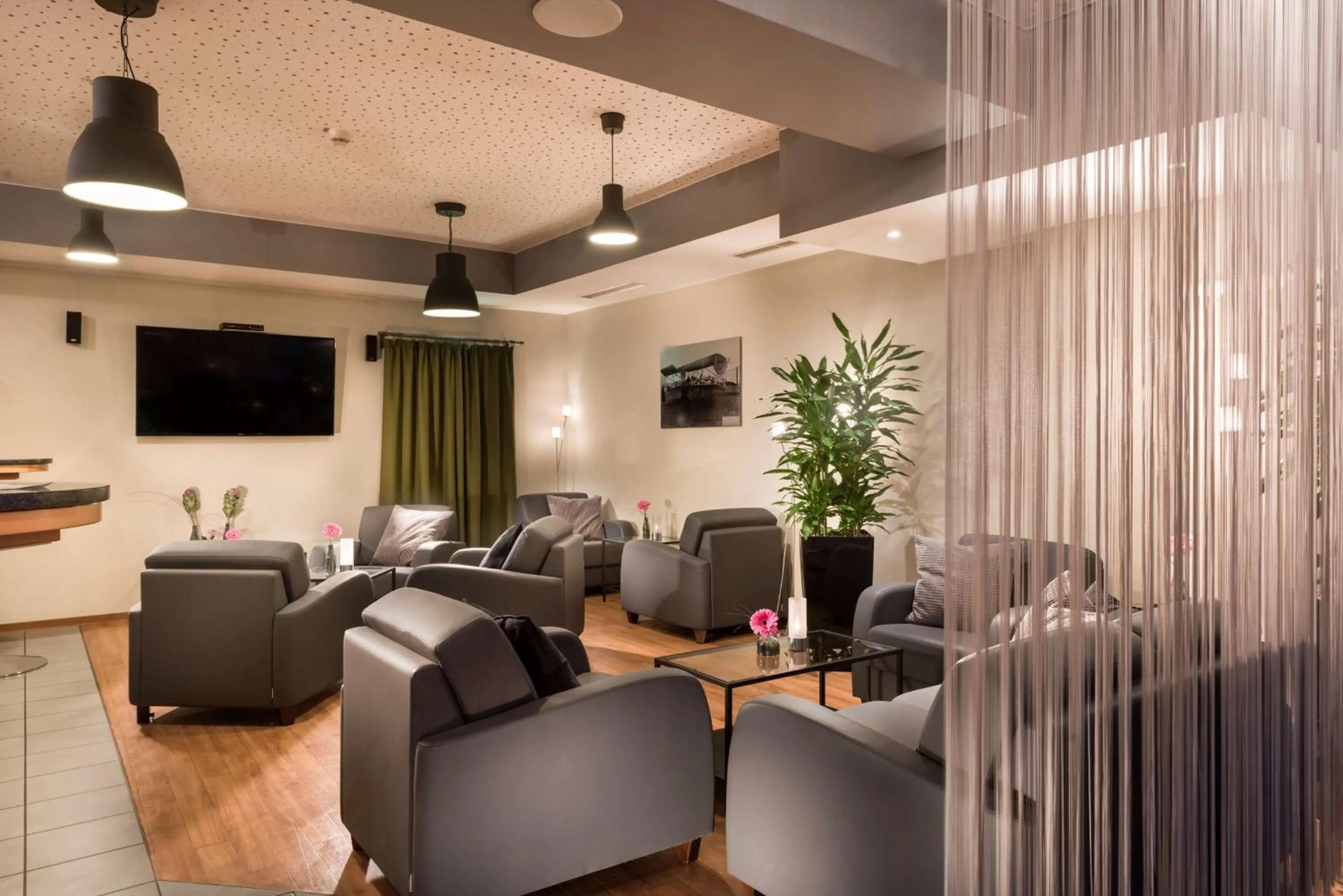 Lounge or bar in Best Western Hotel Dortmund Airport