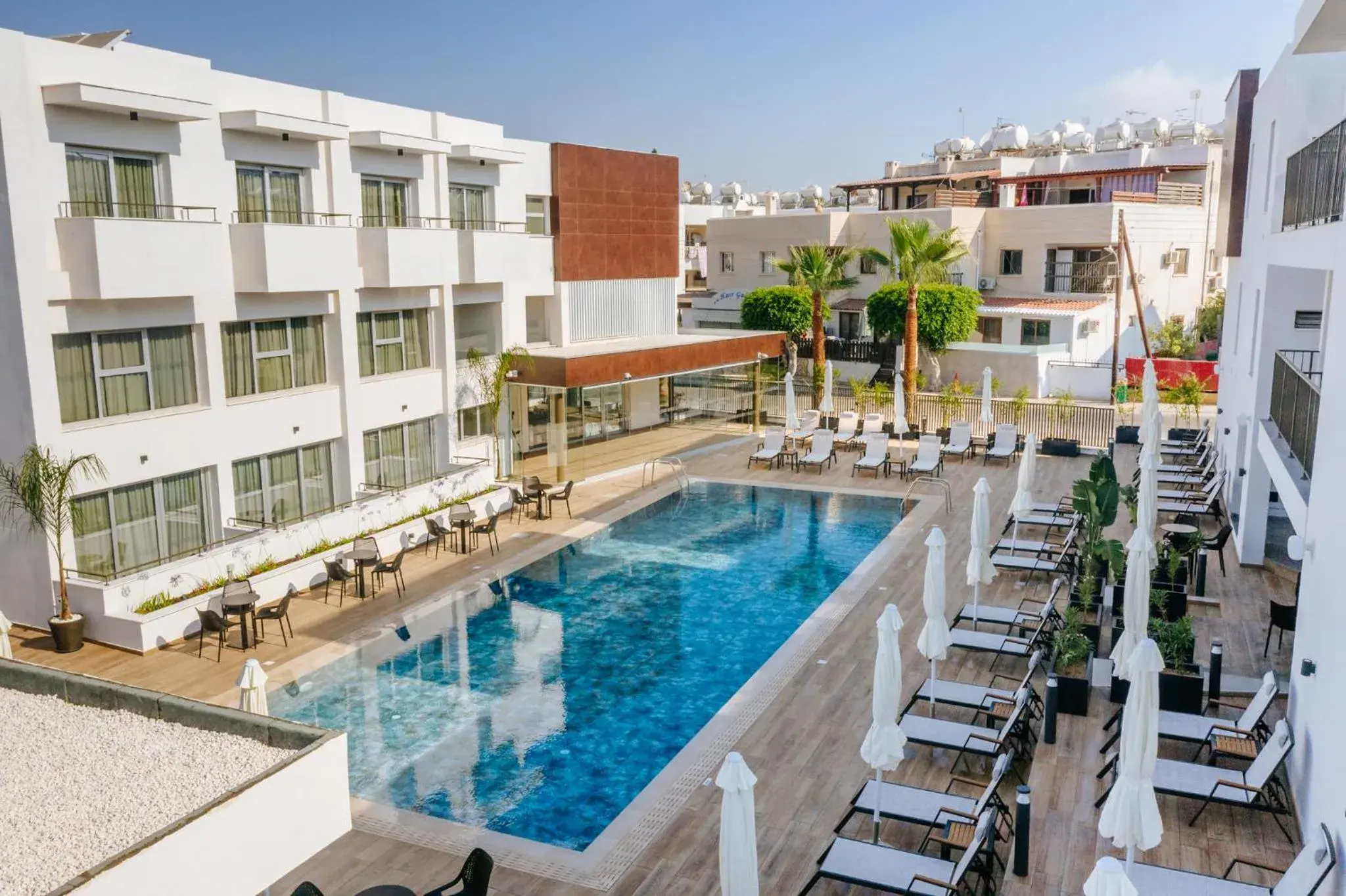 Swimming pool, Pool View in Cosmo Napa Boutique Hotel