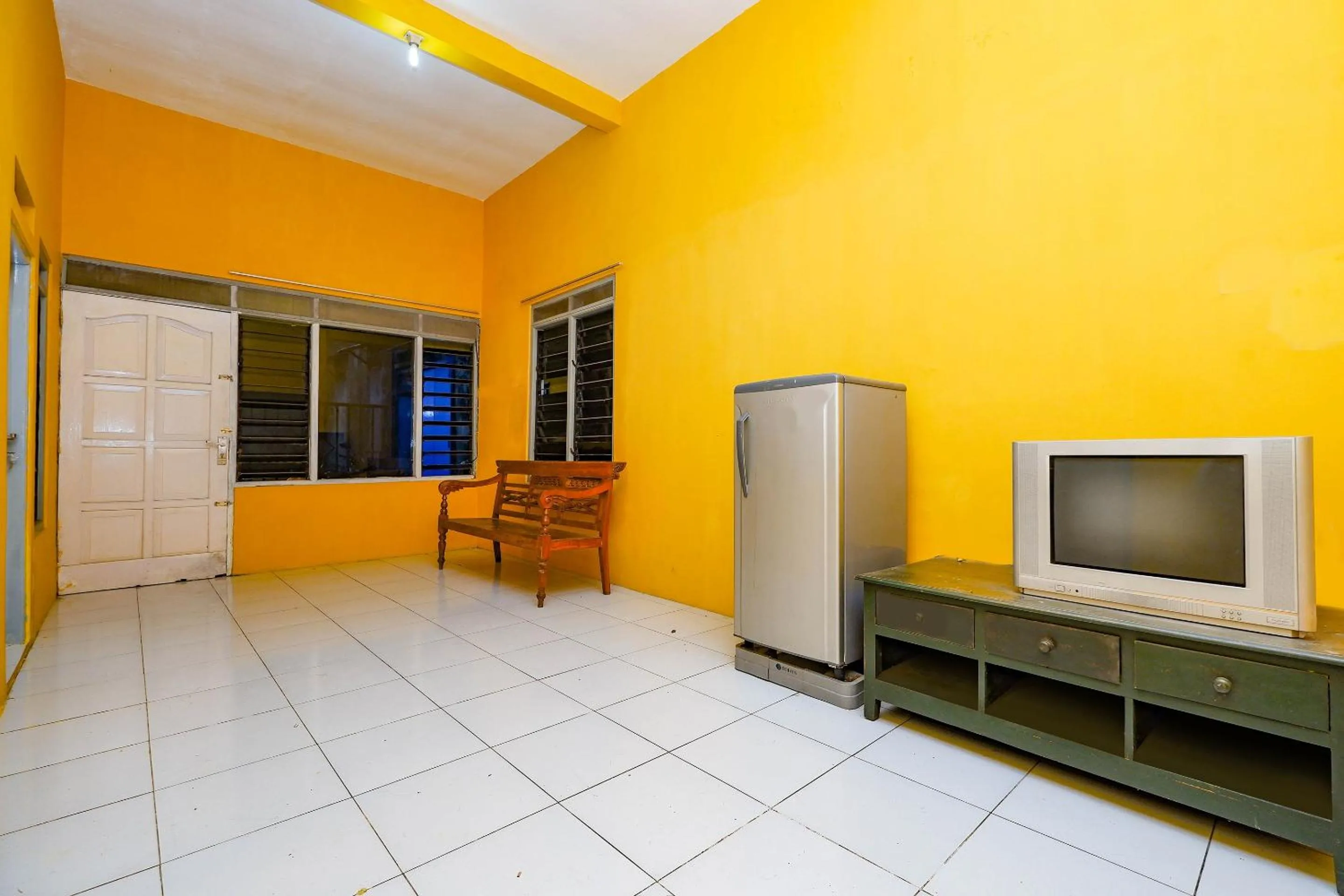 Lobby or reception in OYO Life 2867 Kos Kuning