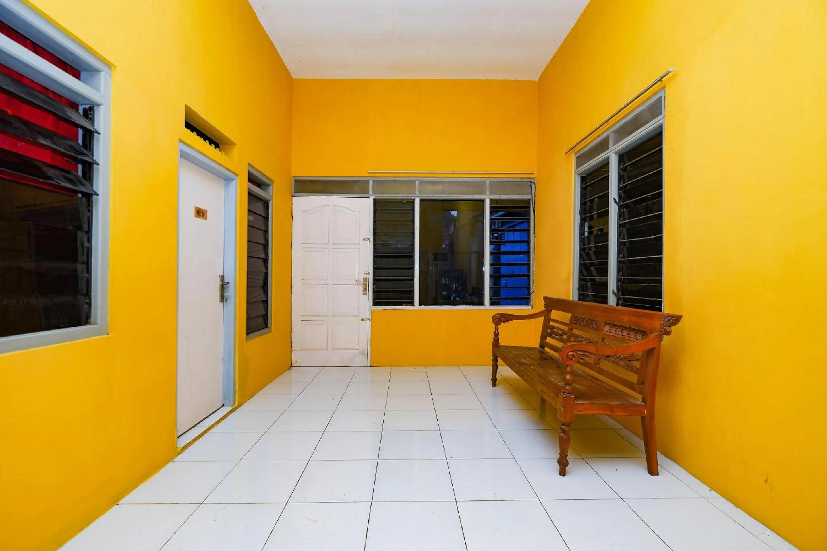 Lobby or reception in OYO Life 2867 Kos Kuning