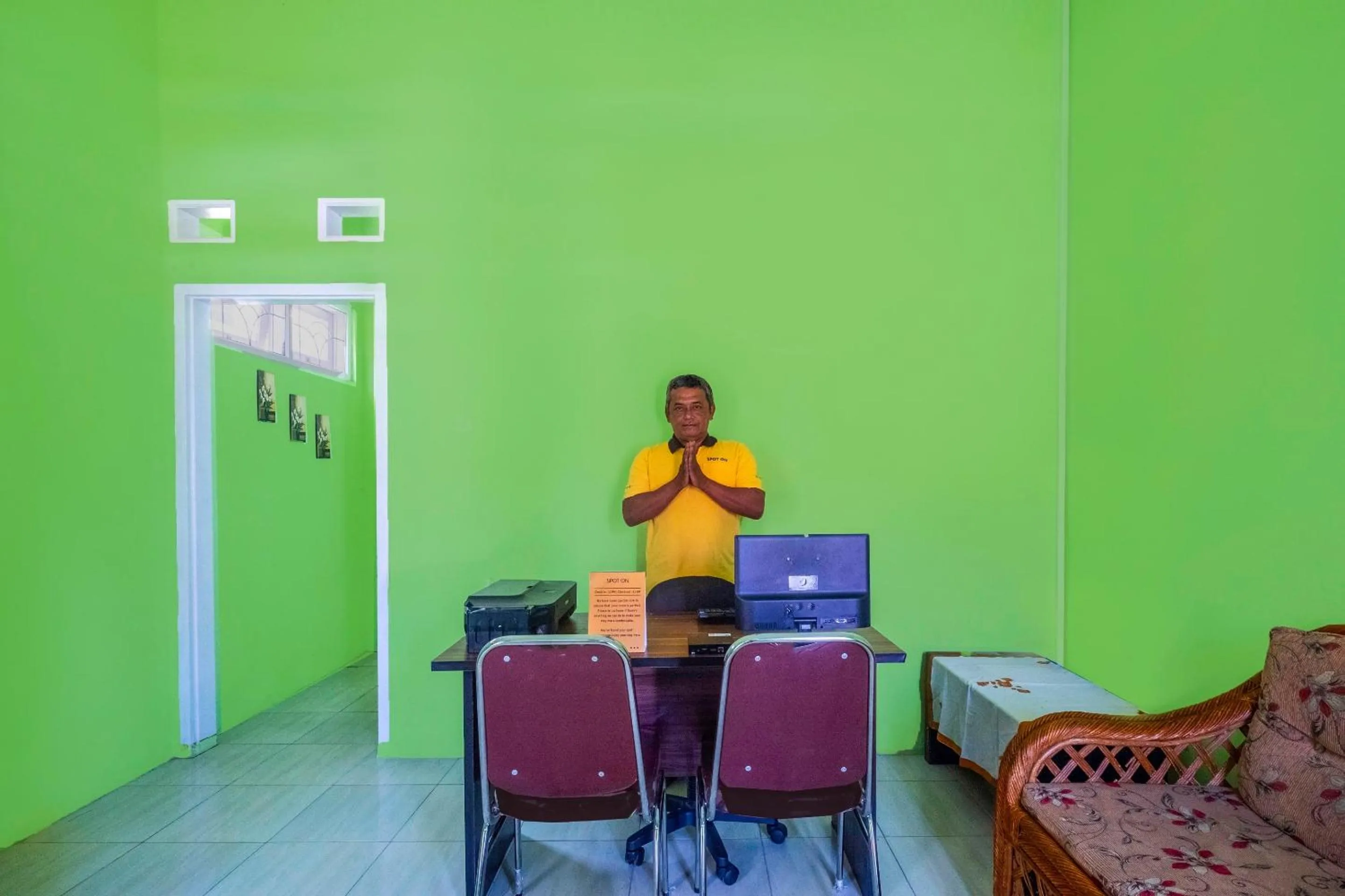 Lobby or reception in OYO 2859 Fatan Costel Syariah