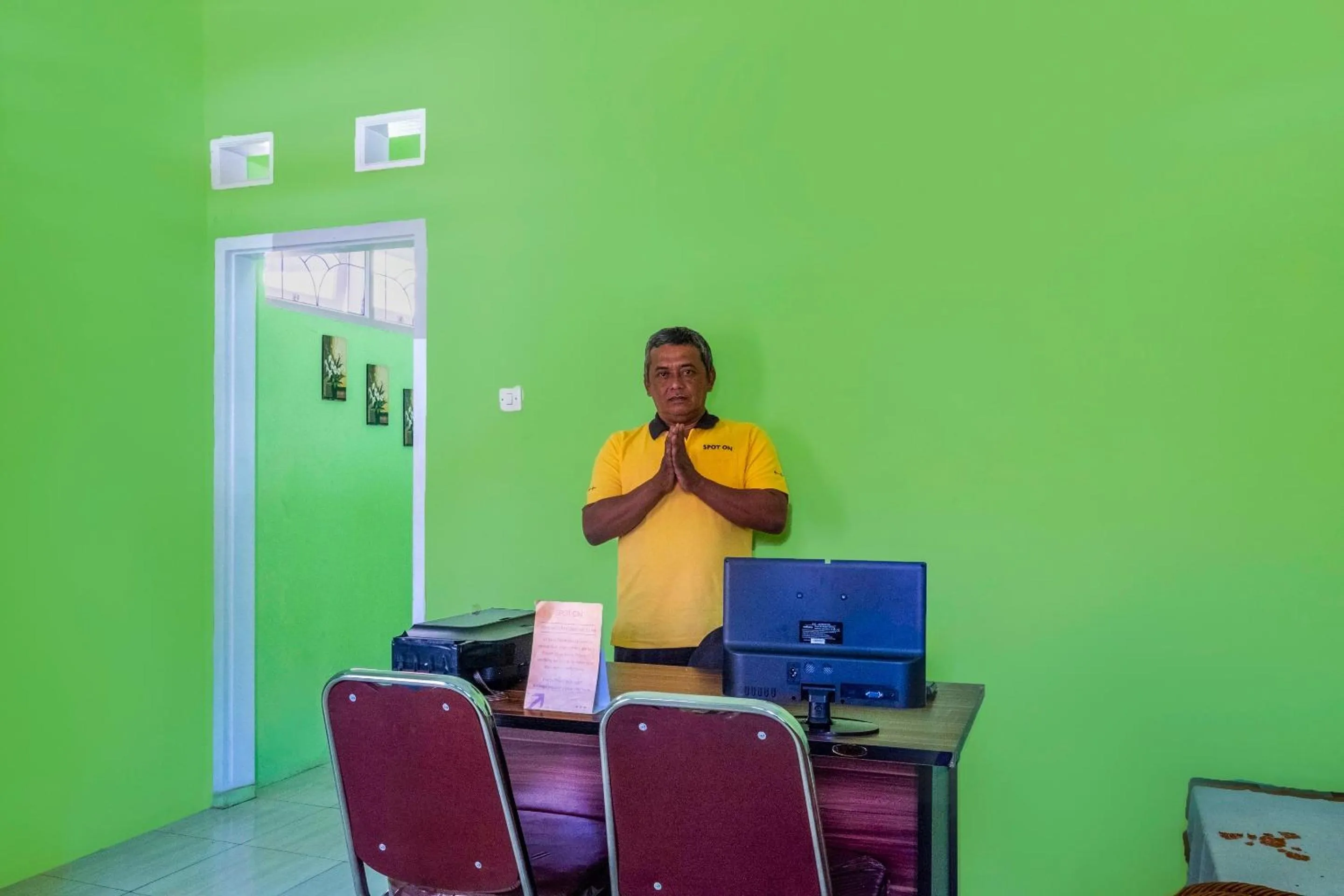 Lobby or reception in OYO 2859 Fatan Costel Syariah