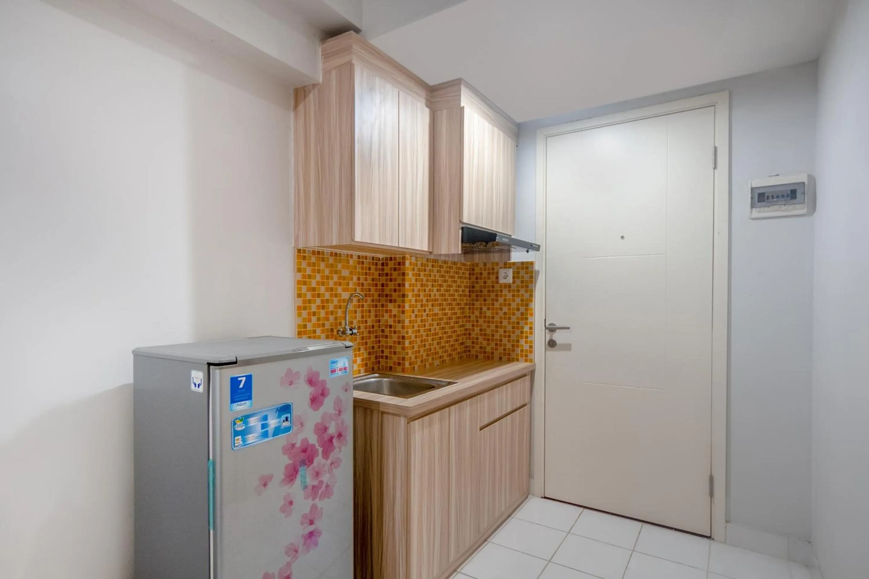 Kitchen or kitchenette in OYO Life 2837 Apartment Dramaga Tower