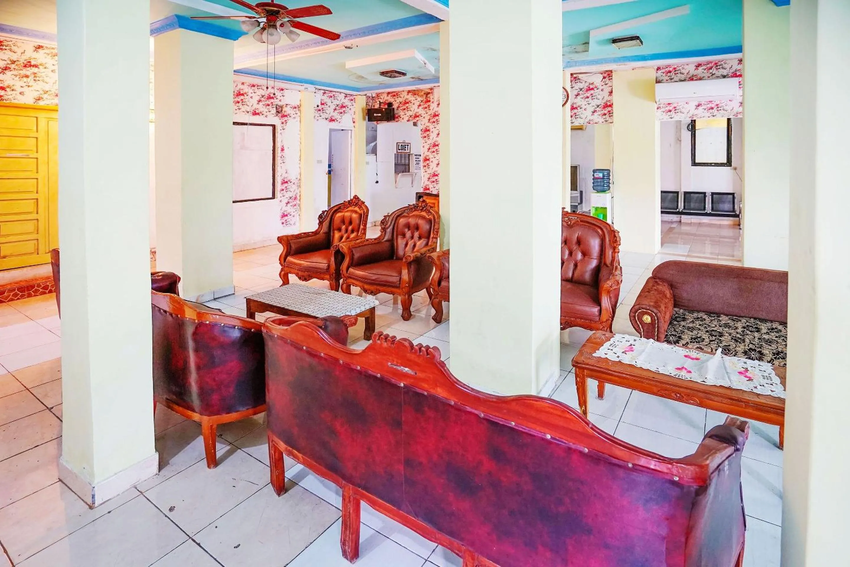 Lobby or reception in OYO Life 2820 Hotel Perdana Syariah