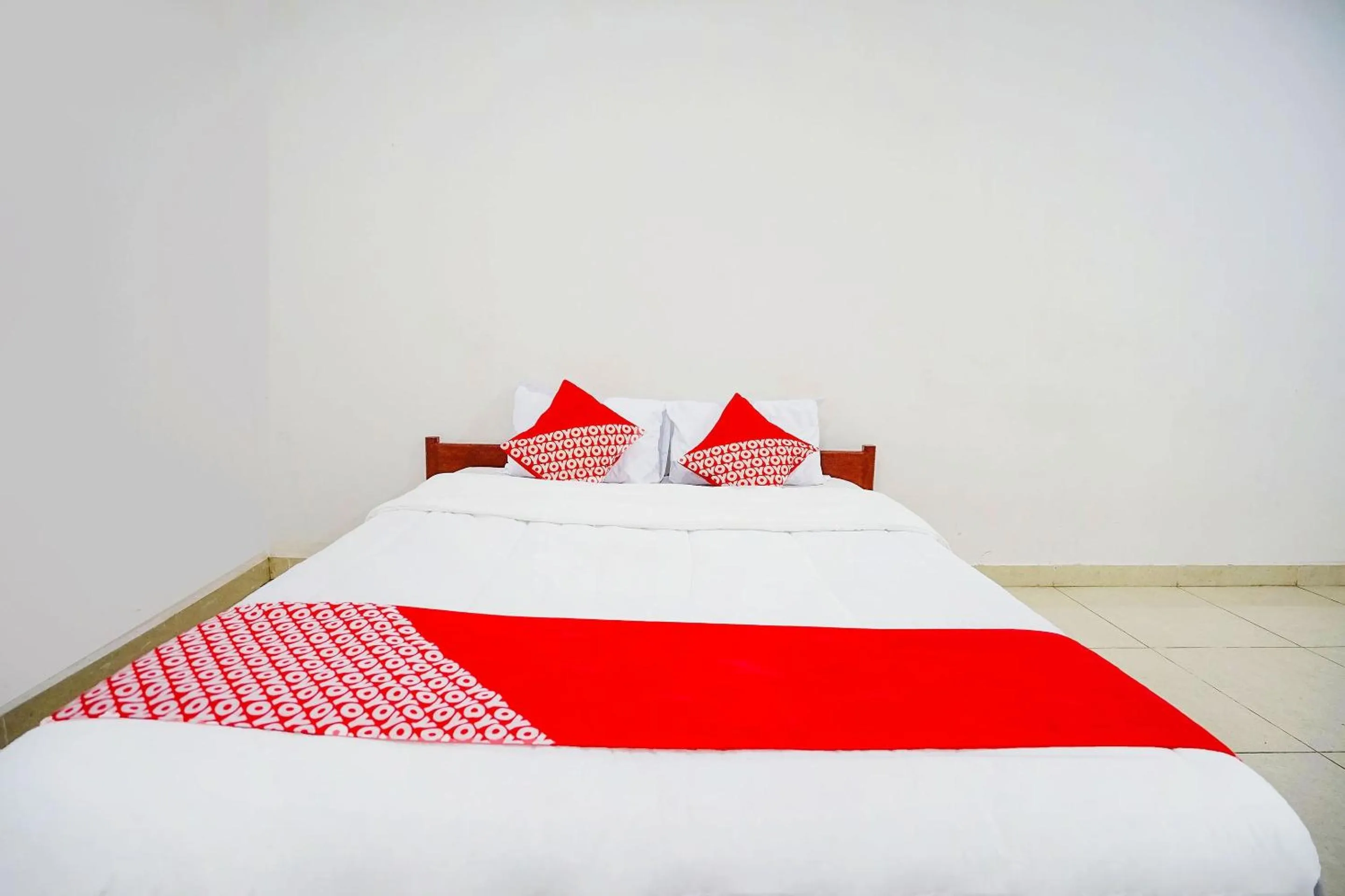 Bedroom, Bed in OYO Life 2820 Hotel Perdana Syariah