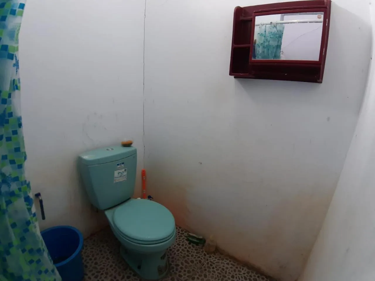 Bathroom in OYO Life 2884 Wisma Jatnika Syariah