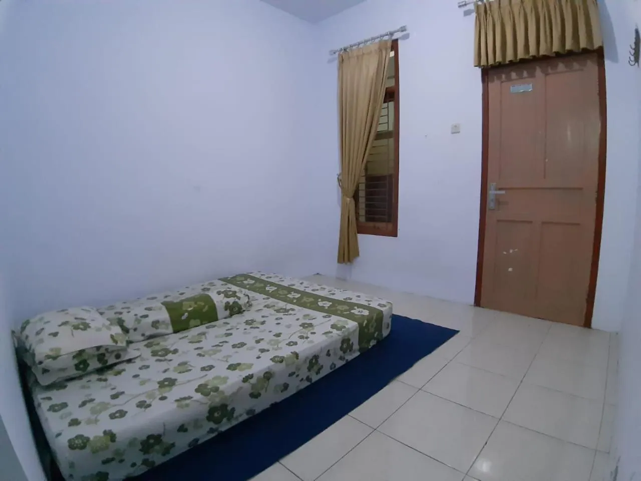 Bedroom, Bed in OYO Life 2884 Wisma Jatnika Syariah