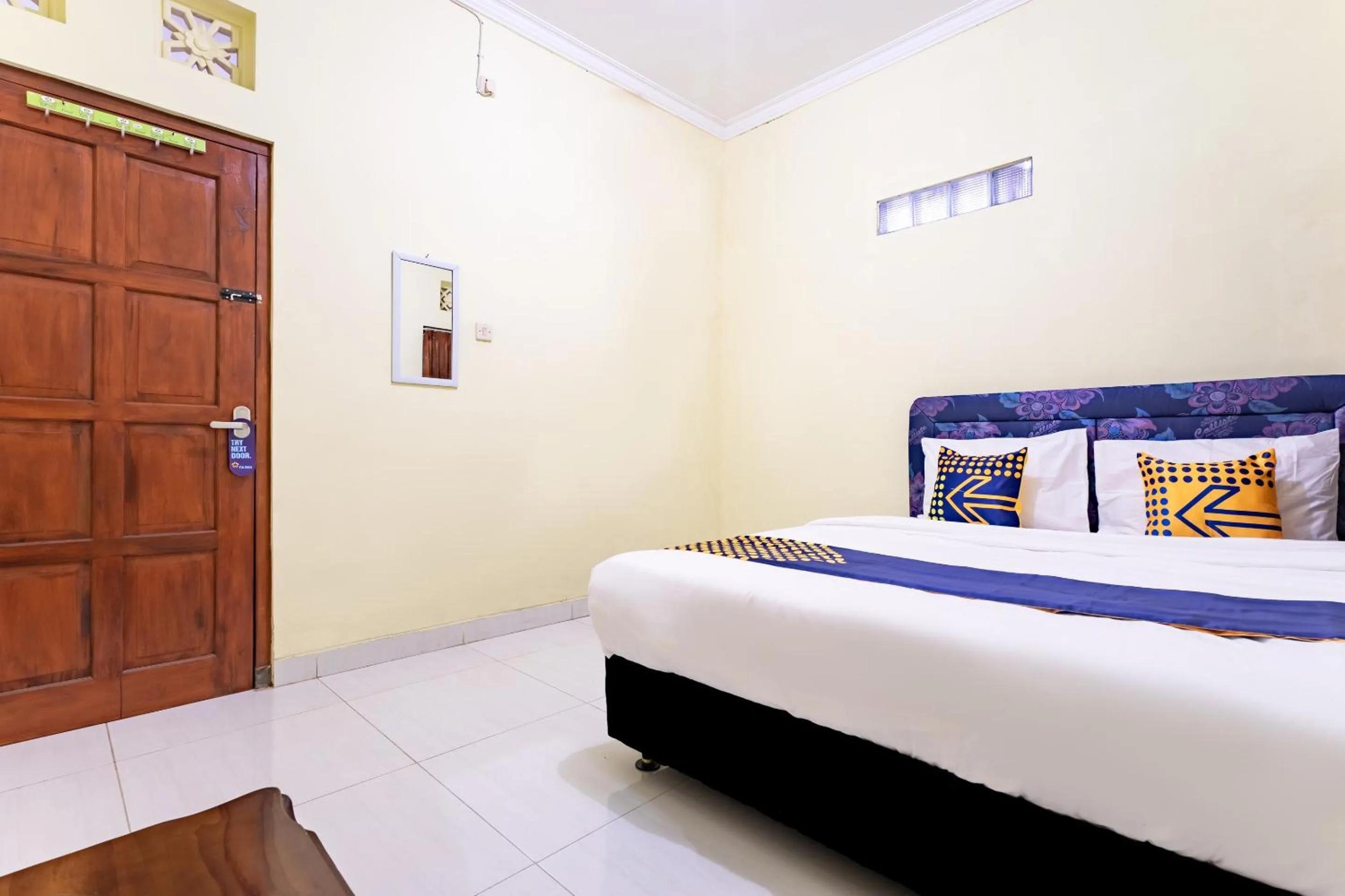 Bedroom, Bed in Hotel O Nabila Homestay