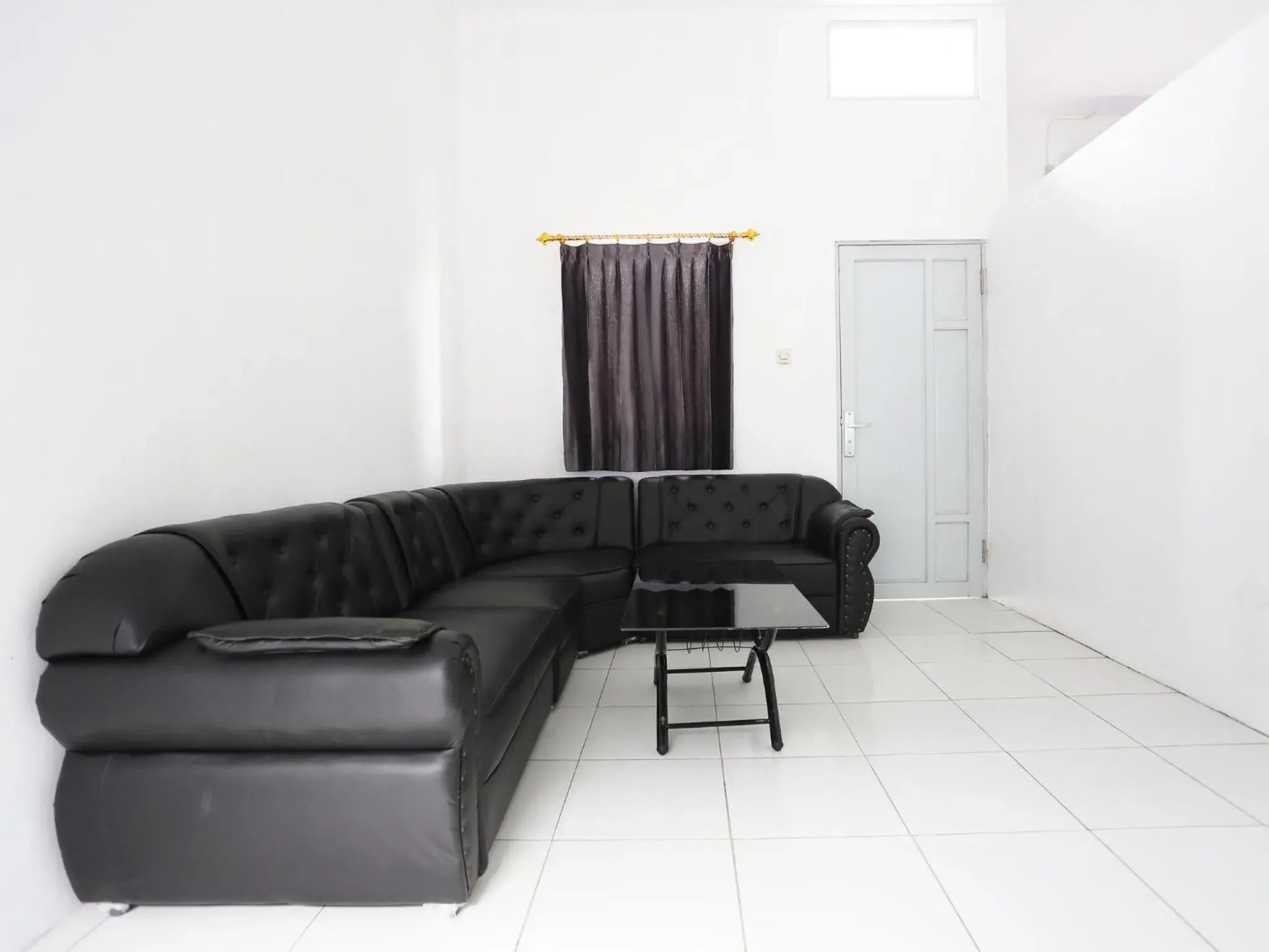 Lobby or reception in RedDoorz near Universitas Palangkaraya 2 Lobby or reception in RedDoorz near Universitas Palangkaraya 2