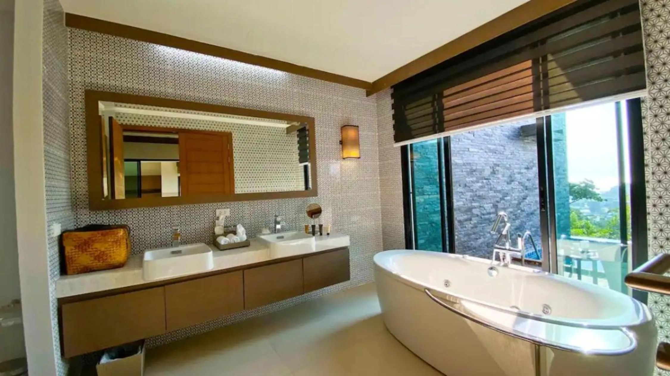 Bathroom in Silla Villa Kata Beach