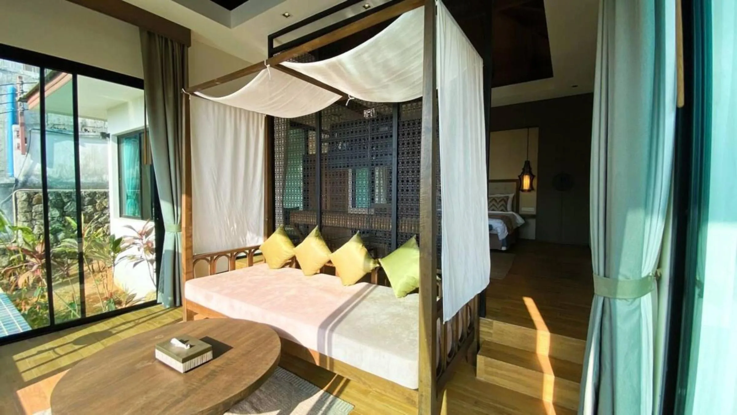 Photo of the whole room, Bed in Silla Villa Kata Beach