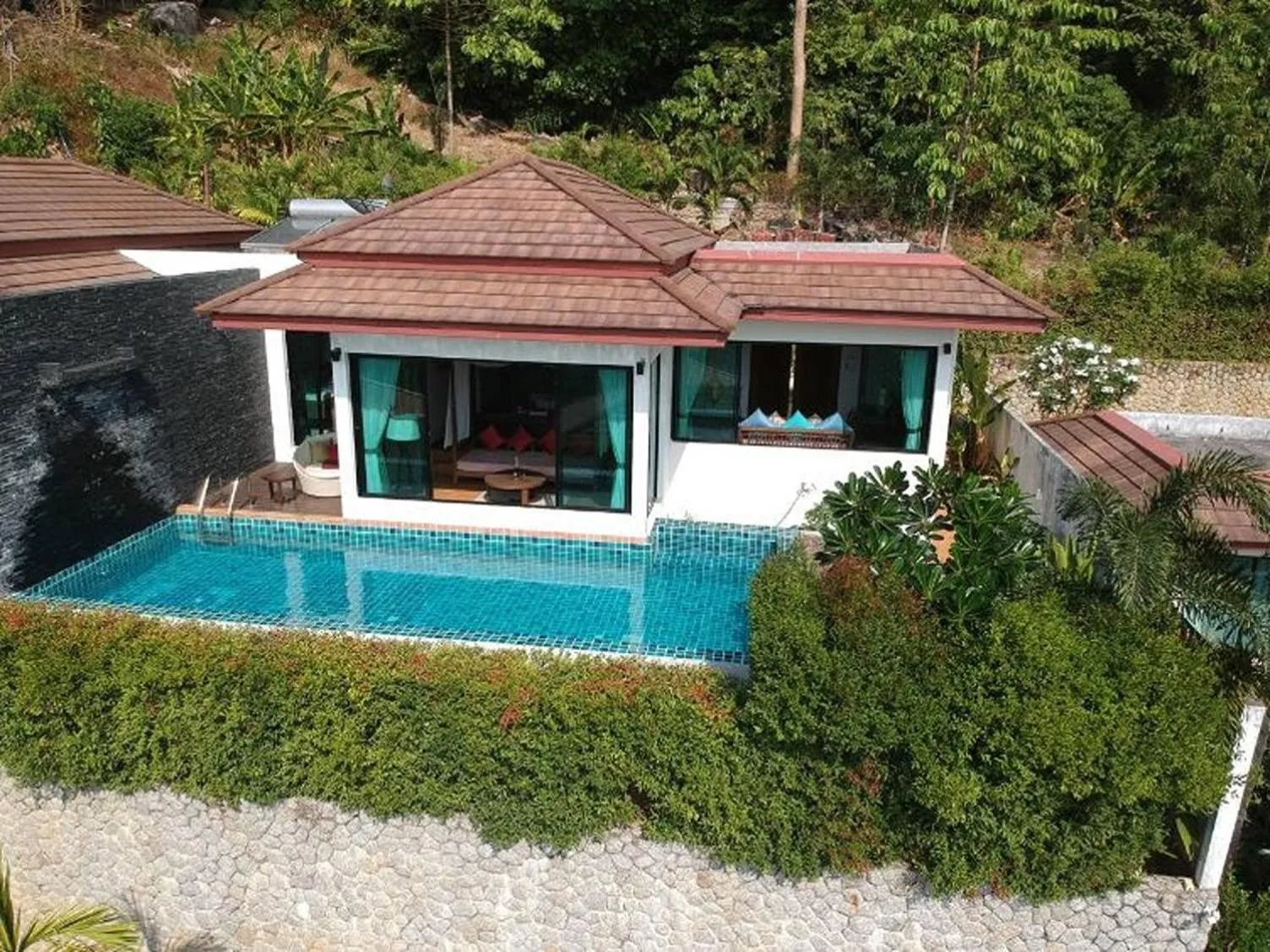 Day in Silla Villa Kata Beach