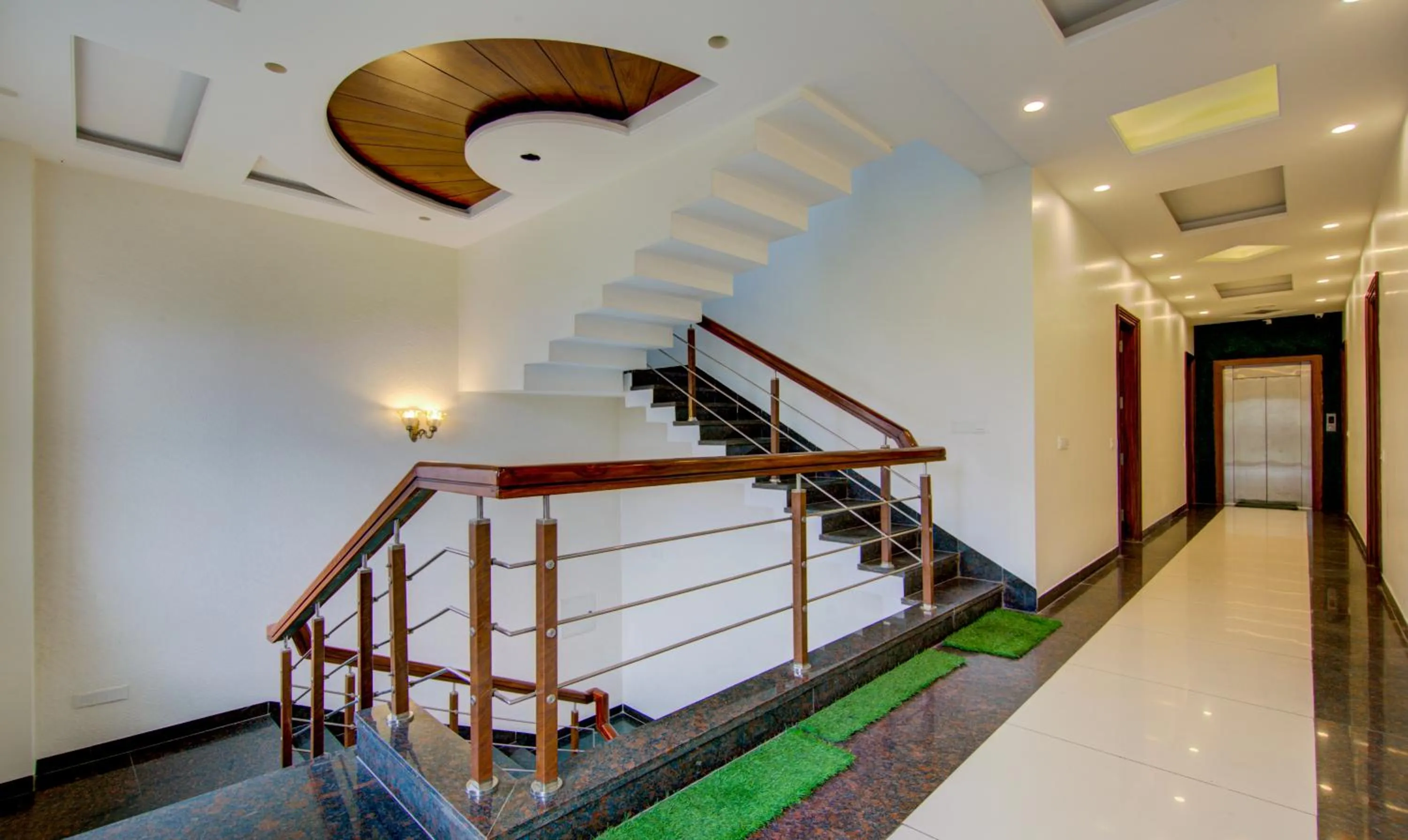 Lobby or reception in Itsy Hotels GM Residency