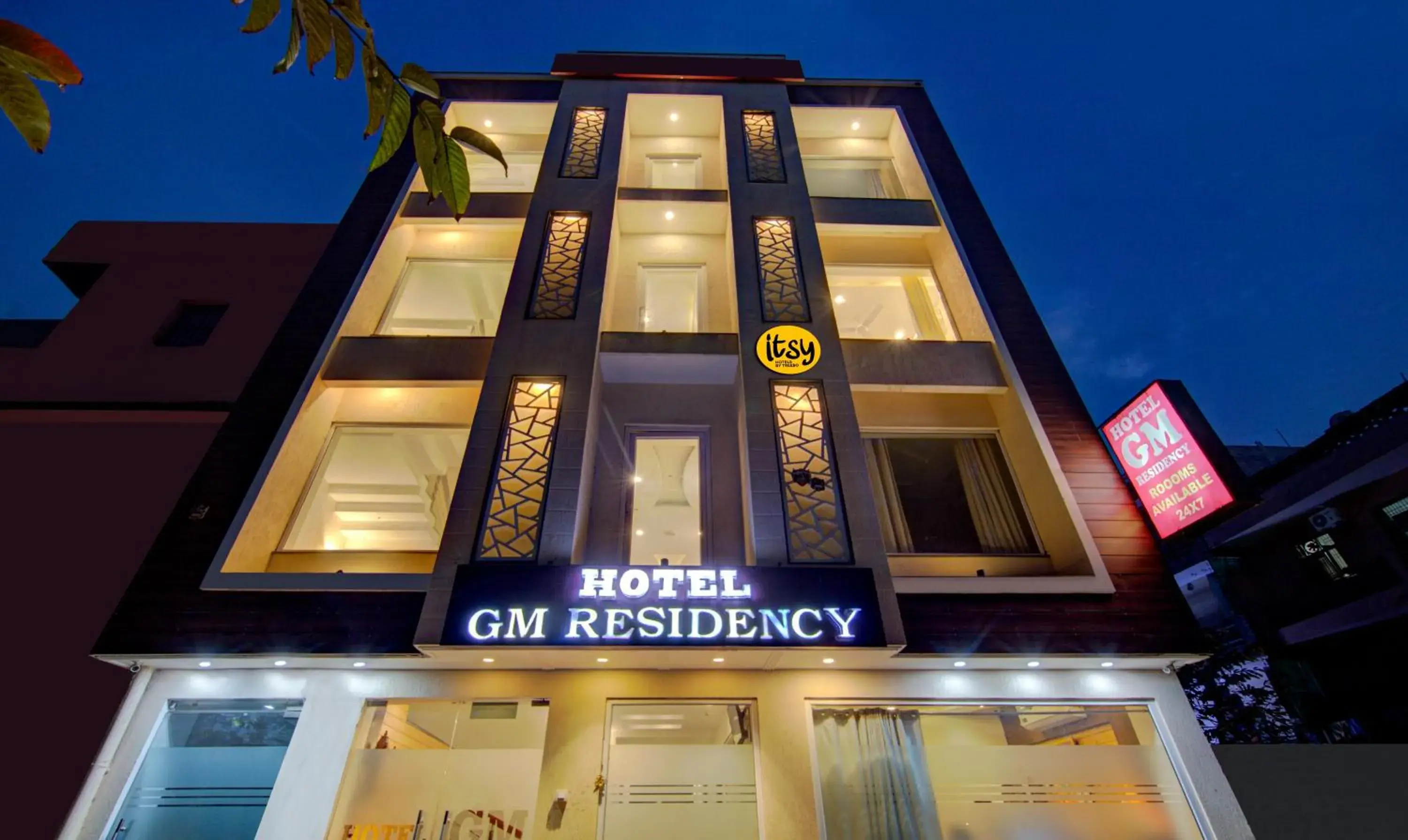 Property building in Itsy Hotels GM Residency Property building in Itsy Hotels GM Residency