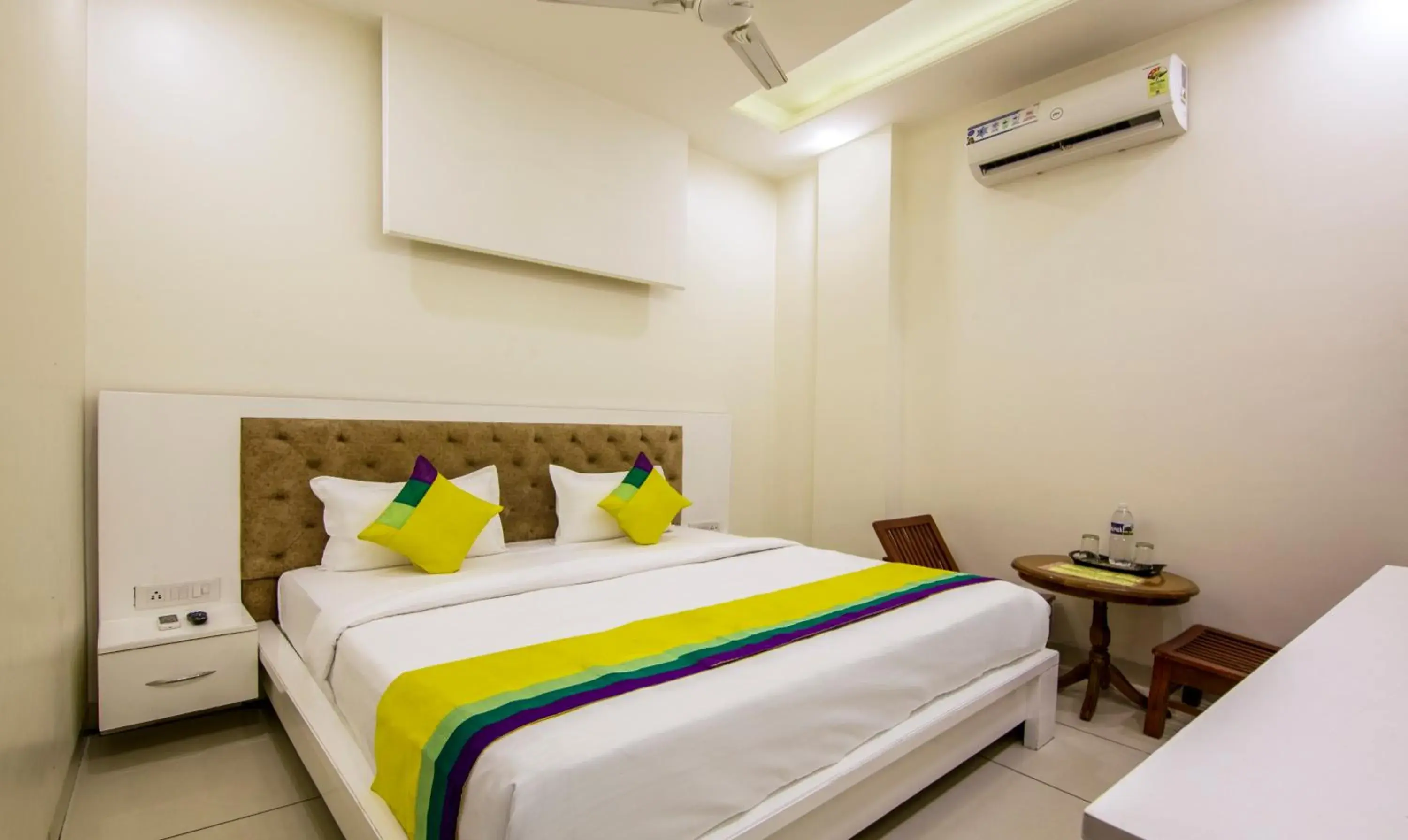 Double Room - single occupancy in Itsy Hotels GM Residency Double Room - single occupancy in Itsy Hotels GM Residency