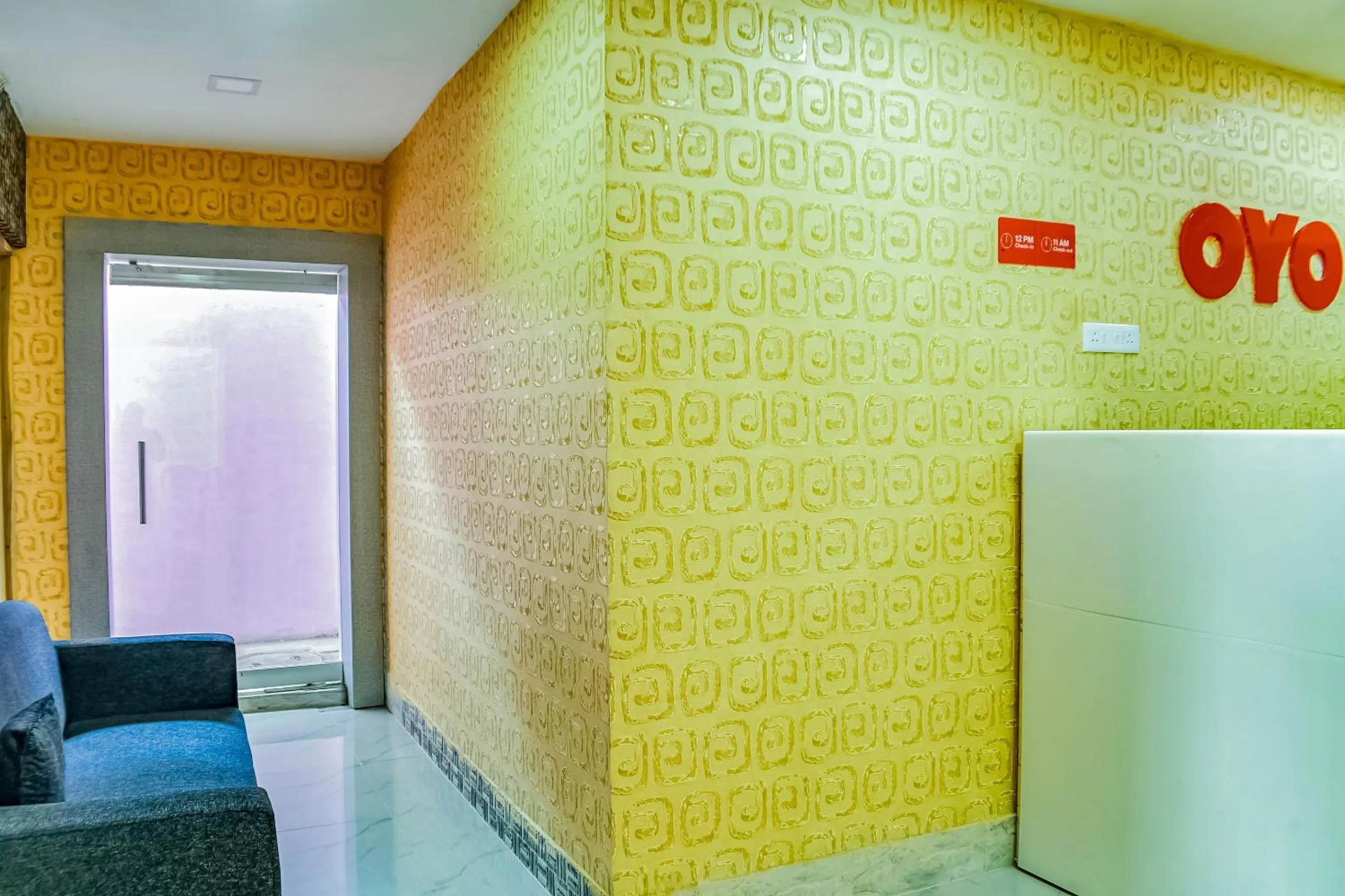 Lobby or reception in Hotel O S&h Residency Bahadalpur Railway Station