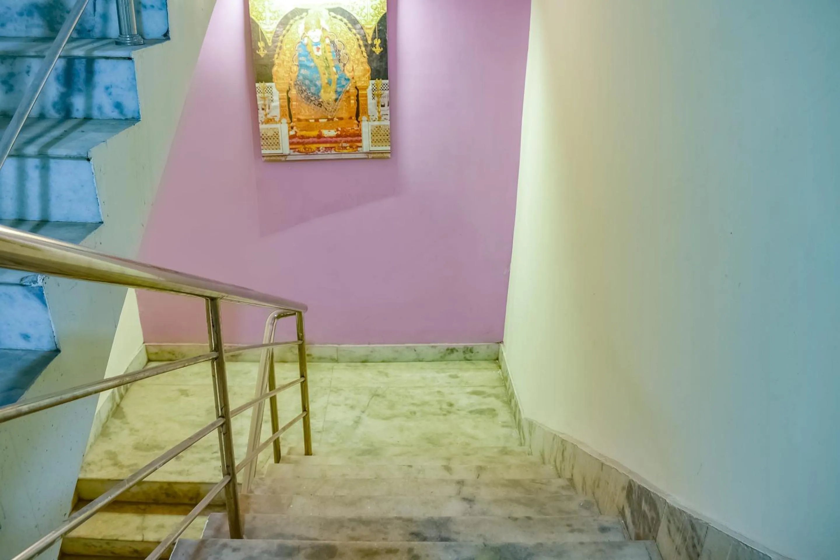 Lobby or reception in Hotel O S&h Residency Bahadalpur Railway Station