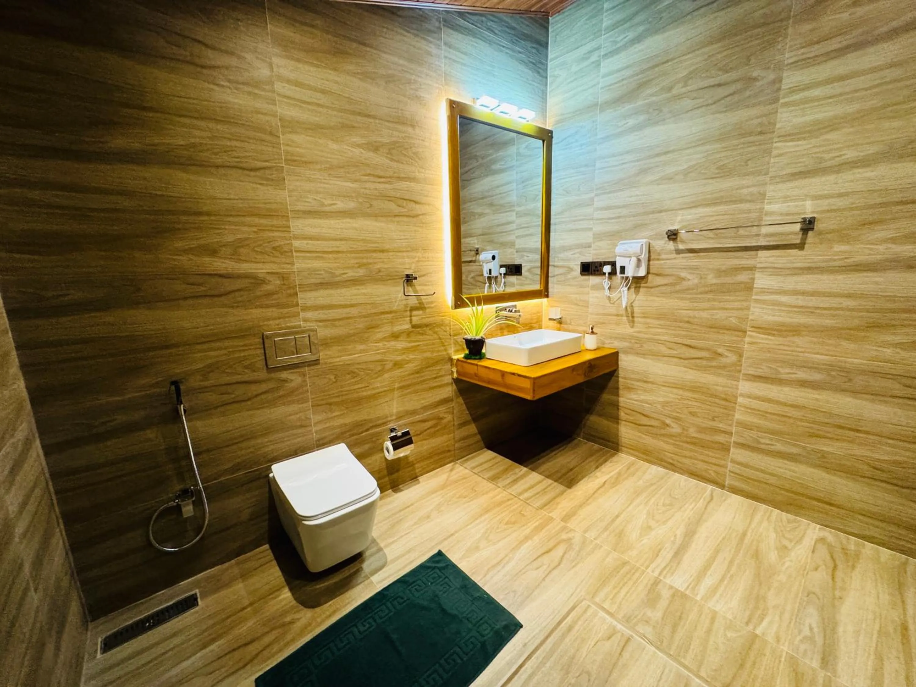 Bathroom in Hotel River Front