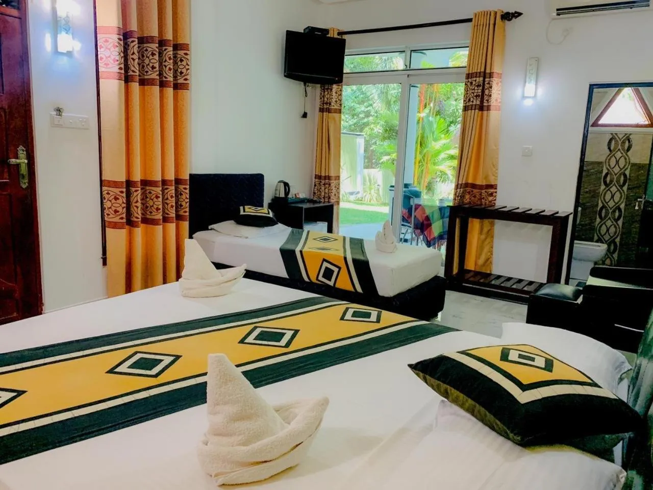 Bedroom in Hotel River Front