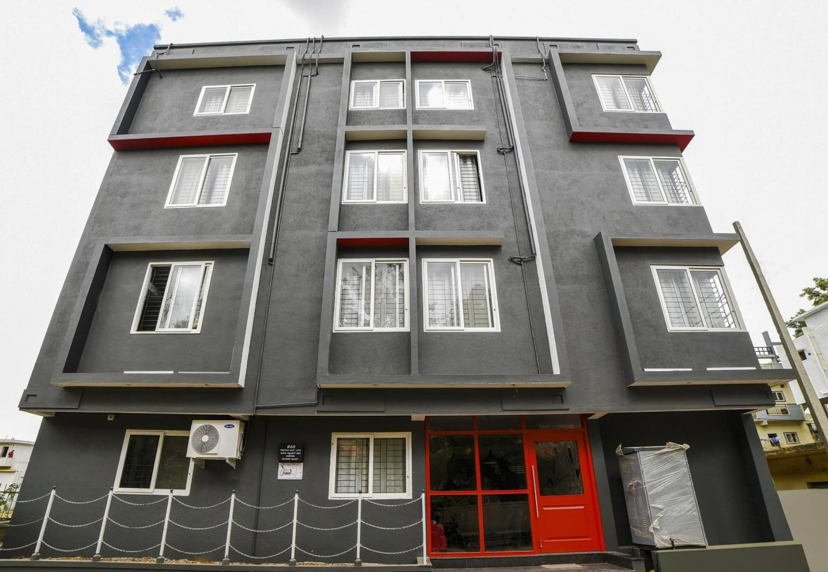 Facade/entrance in Townhouse Sarvar Hospitality Near Ascendas Park Square Mall