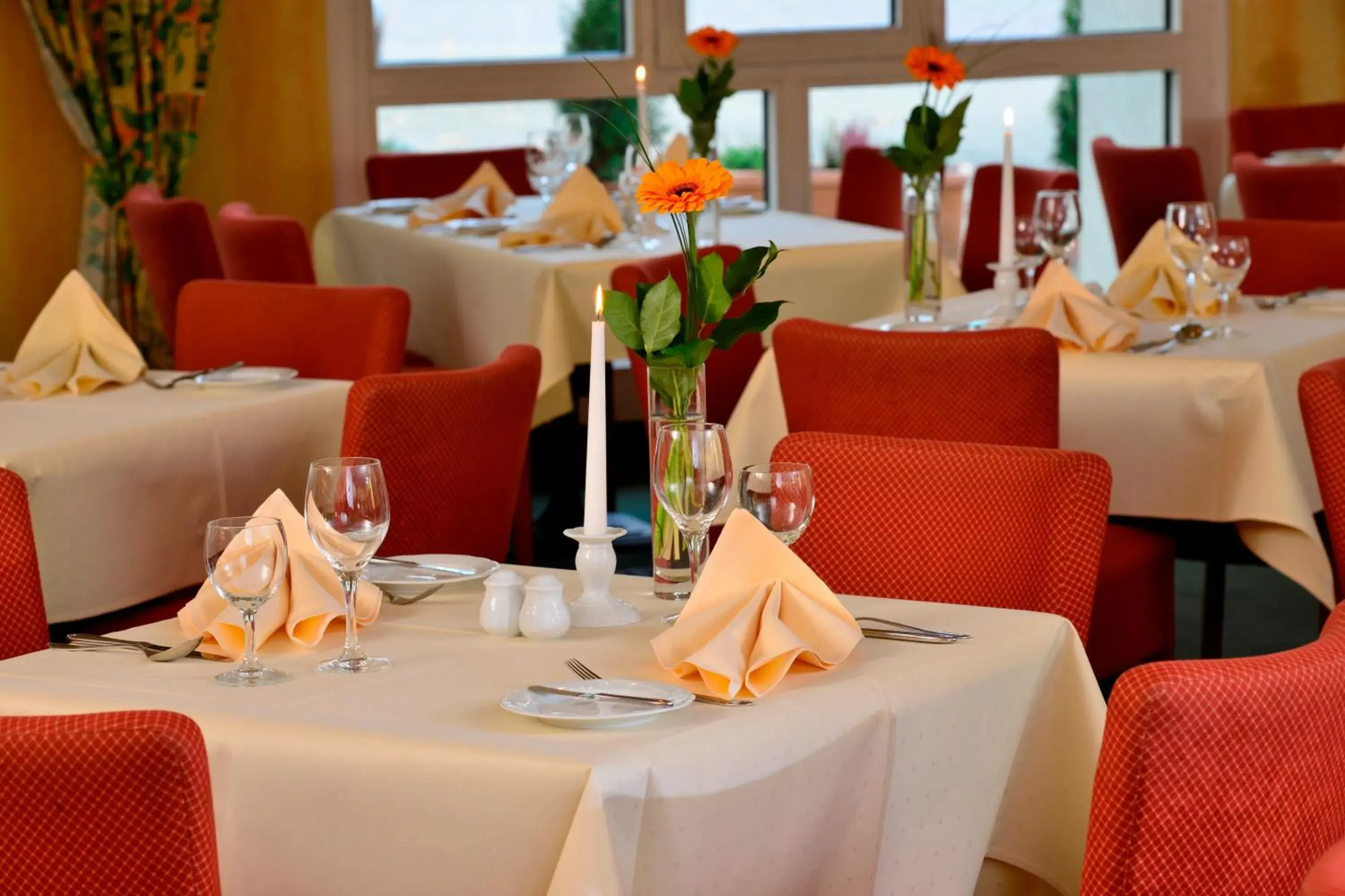Restaurant/places to eat in PLAZA INN Leonberg Restaurant/places to eat in PLAZA INN Leonberg