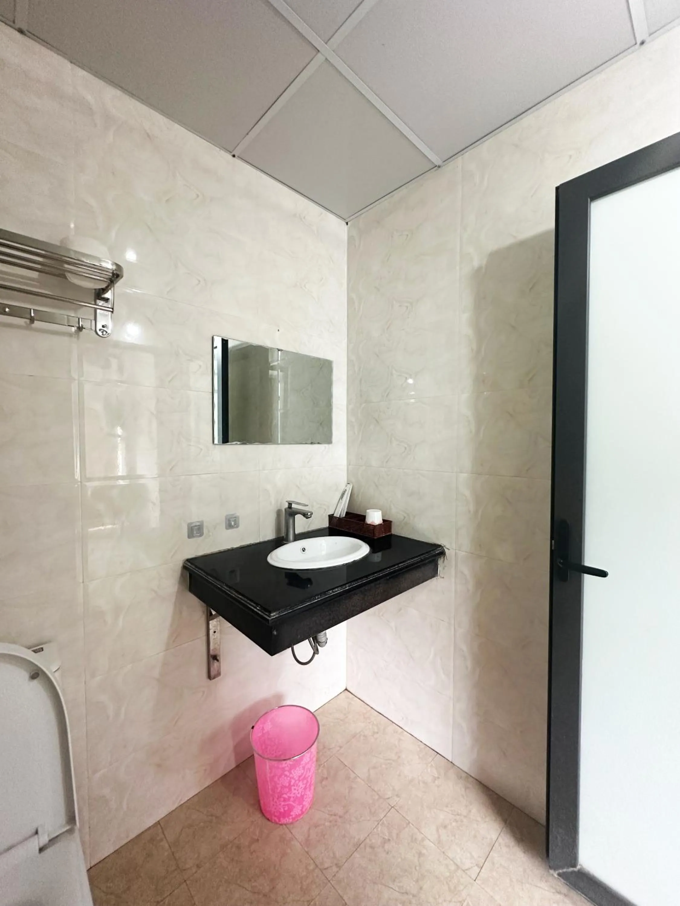 bidet in Ha Giang Ali Hostel