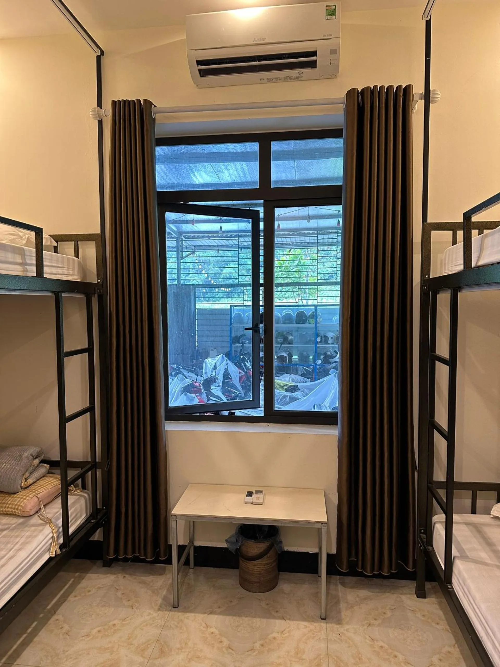 View (from property/room), Bed in Ha Giang Ali Hostel