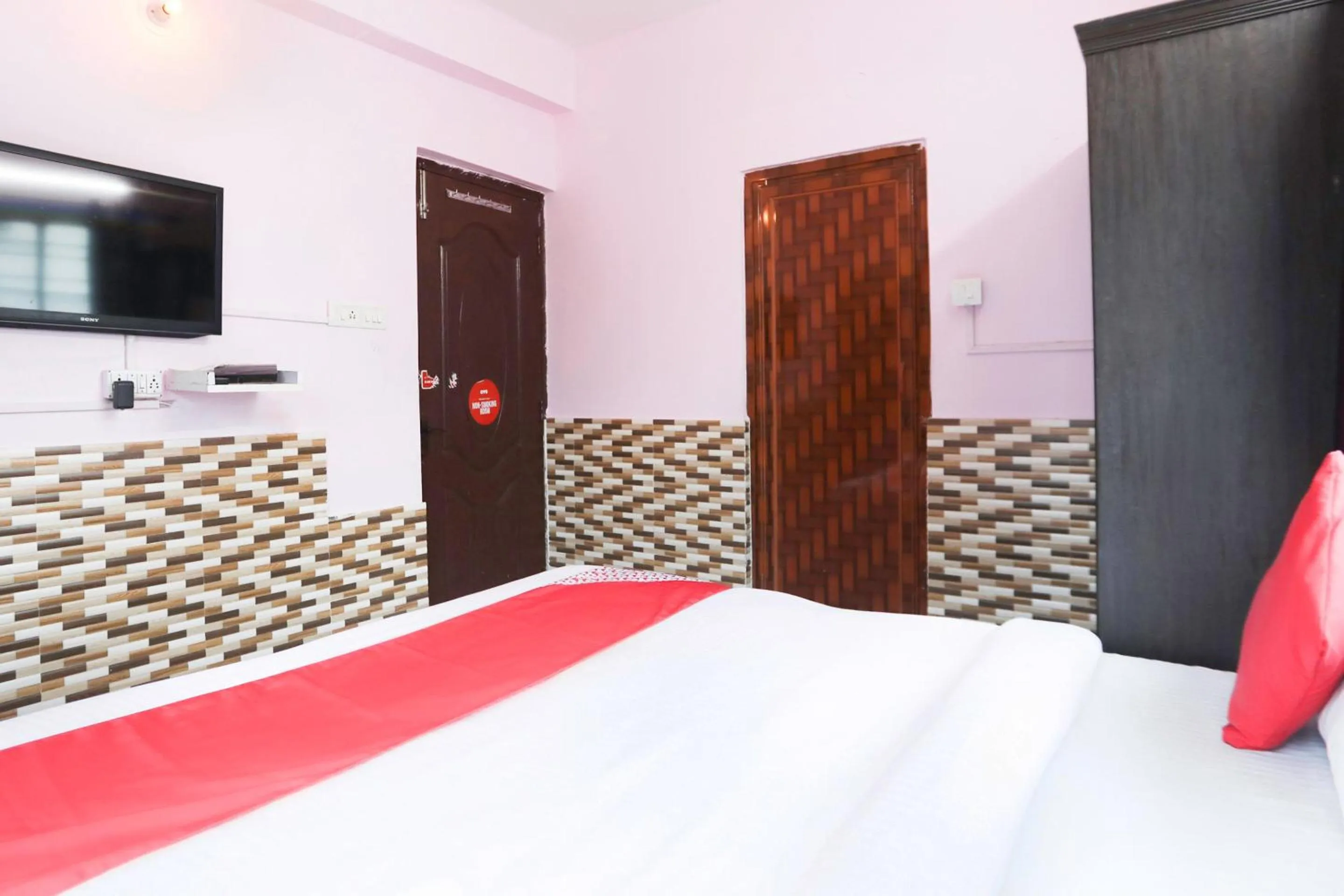 Bedroom, Bed in Hotel O City Palace