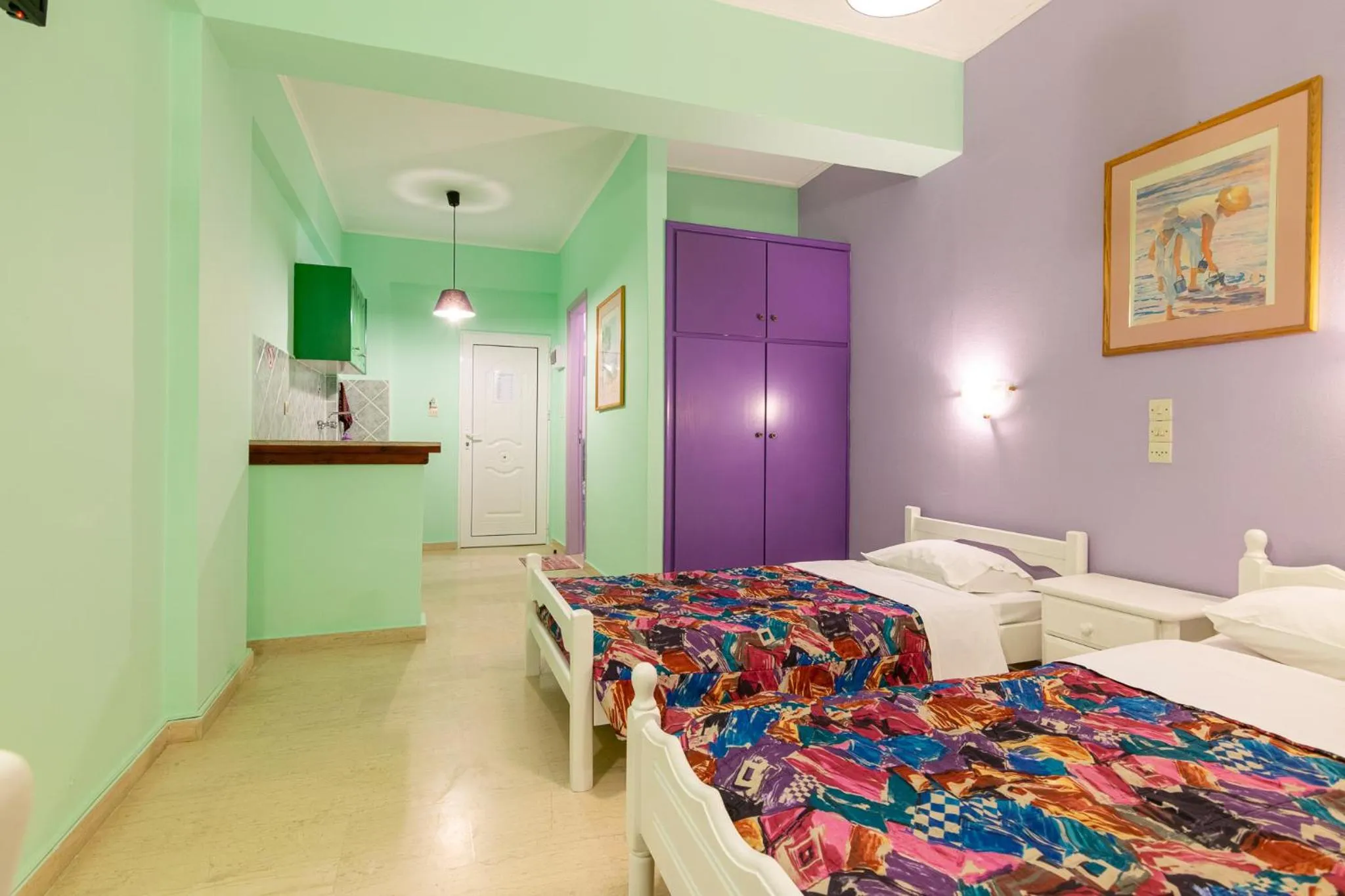 Bed in Ni-Mar Studios & Apartments