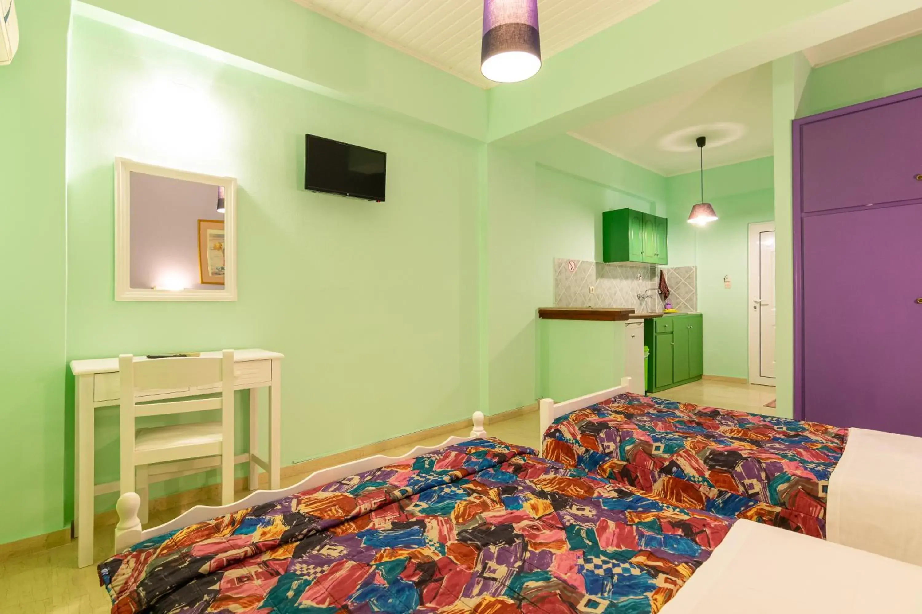 Standard Triple Studio in Ni-Mar Studios & Apartments Standard Triple Studio in Ni-Mar Studios & Apartments