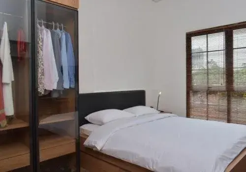 Bed in Rumanami Residence Bed in Rumanami Residence