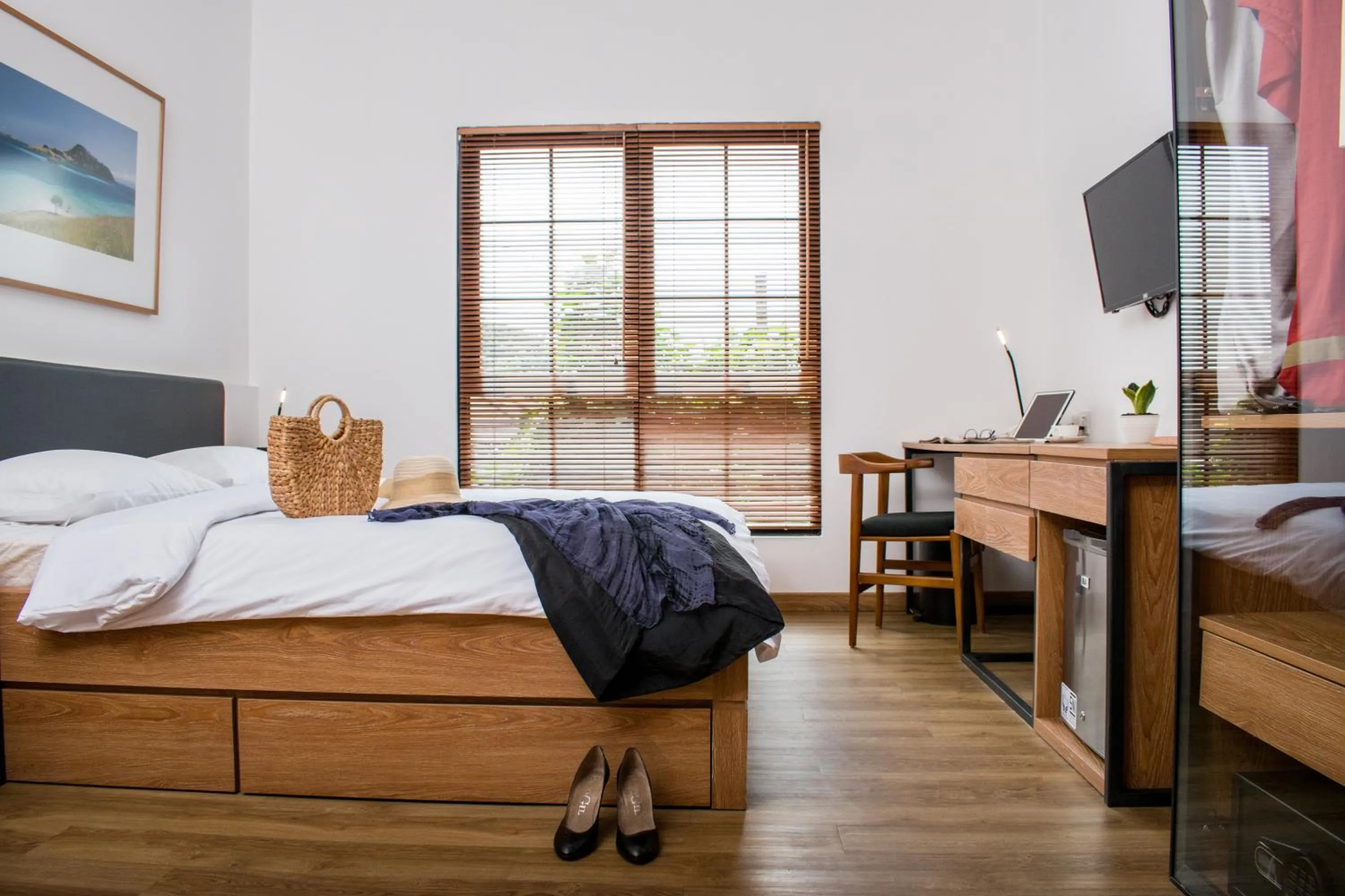 Bed in Rumanami Residence