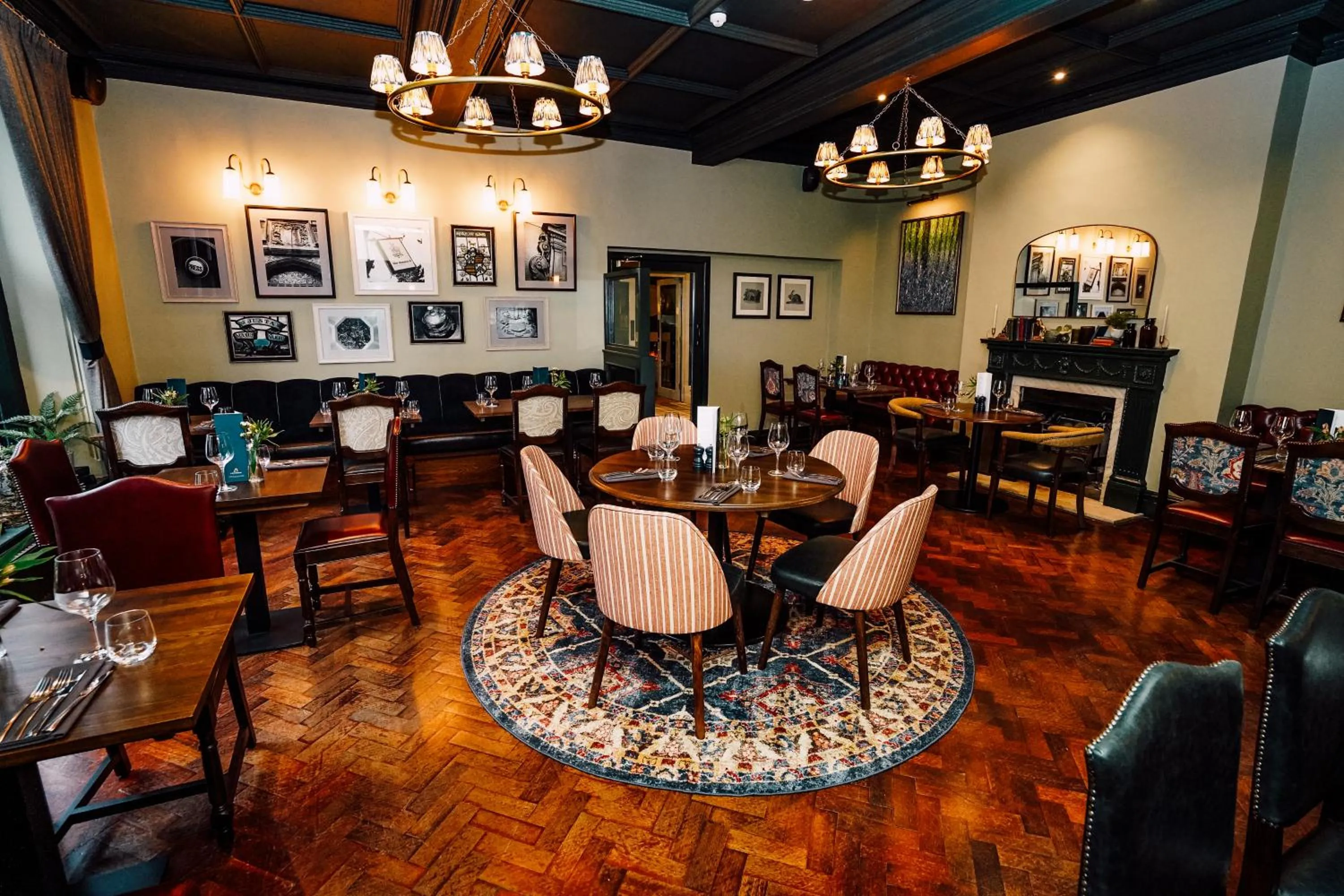 Restaurant/places to eat in The Maynard