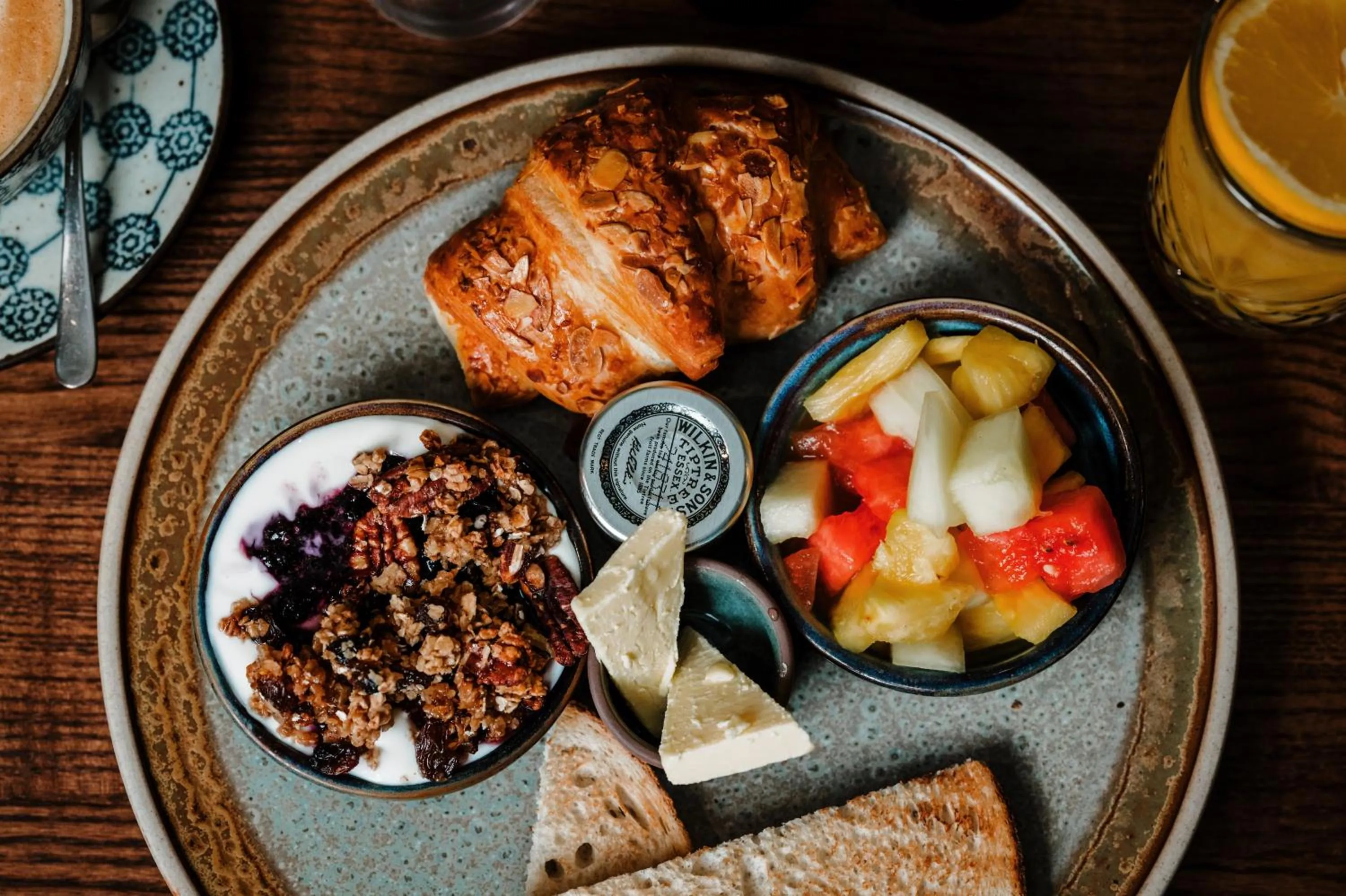 Breakfast in The Maynard