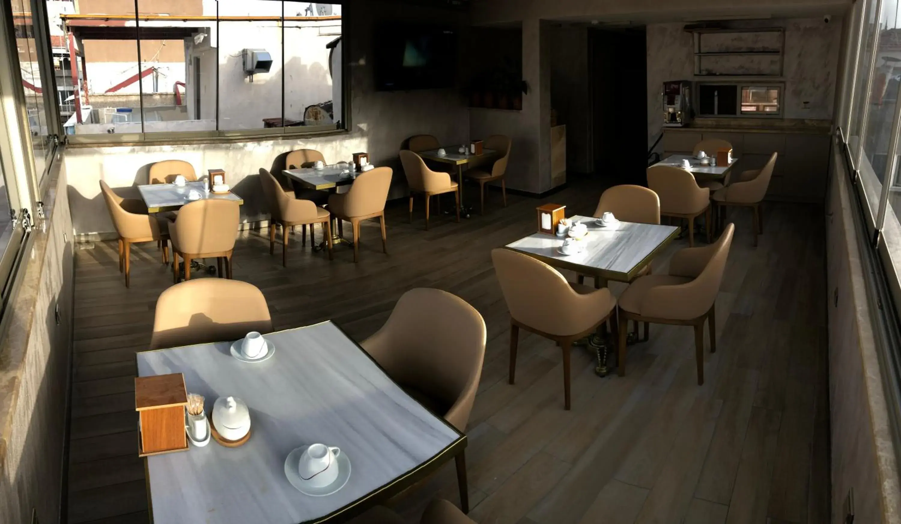 Restaurant/places to eat in X-NELLYİ HOTEL Restaurant/places to eat in X-NELLYİ HOTEL