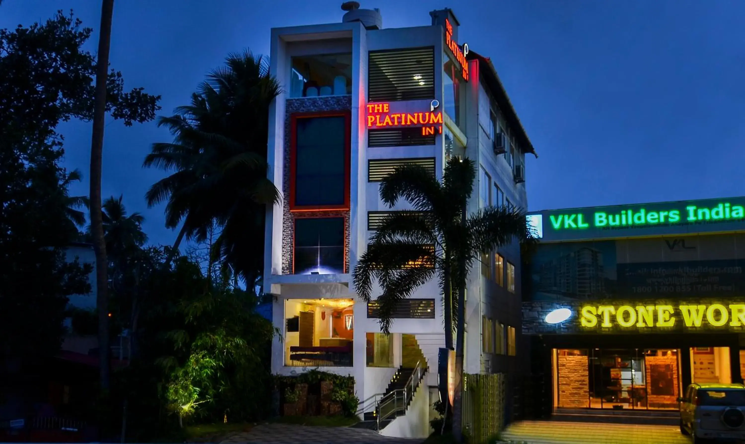 Property building in Itsy Hotels Platinum Inn Property building in Itsy Hotels Platinum Inn