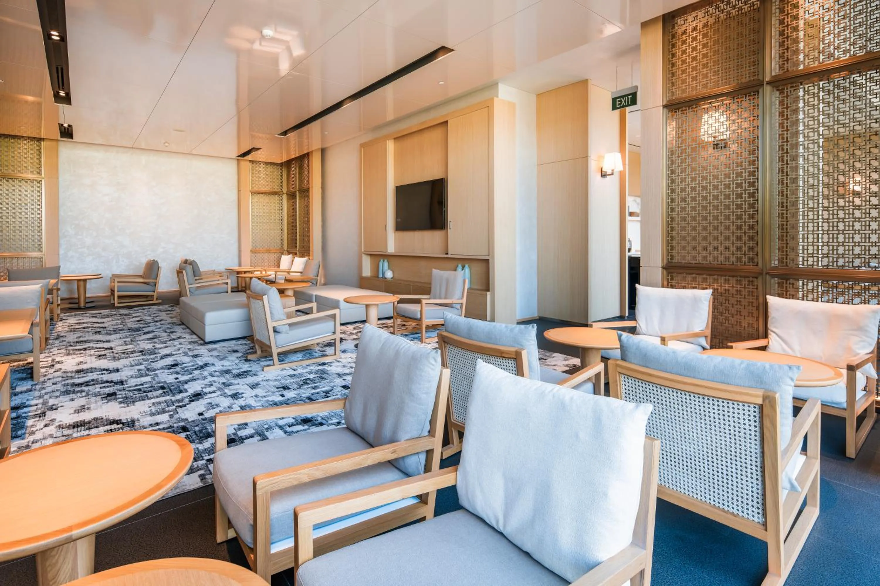 VIP in Shilla Monogram Danang