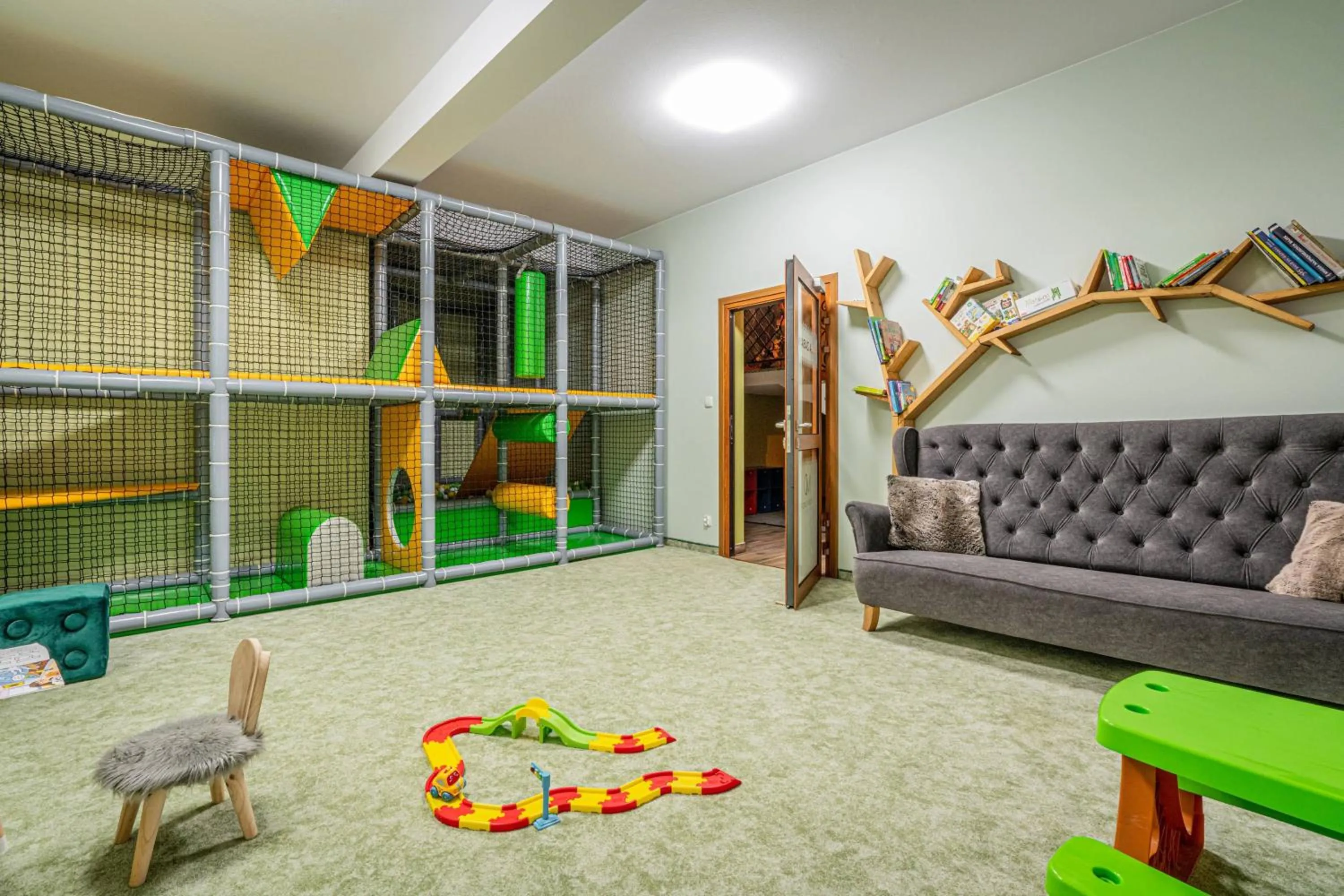 Kids's club in Rezydencja Markowy Dworek