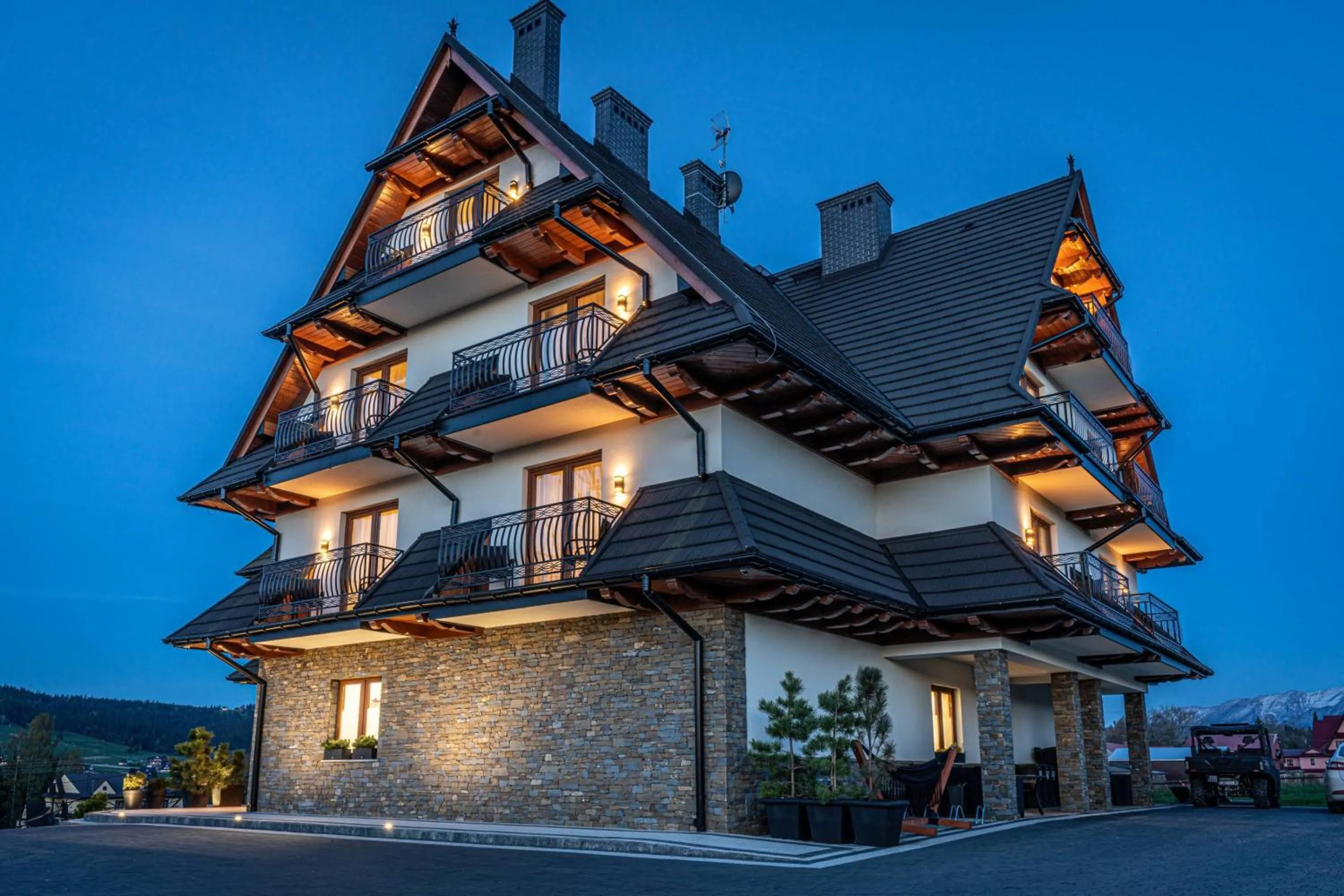 Property building in Rezydencja Markowy Dworek