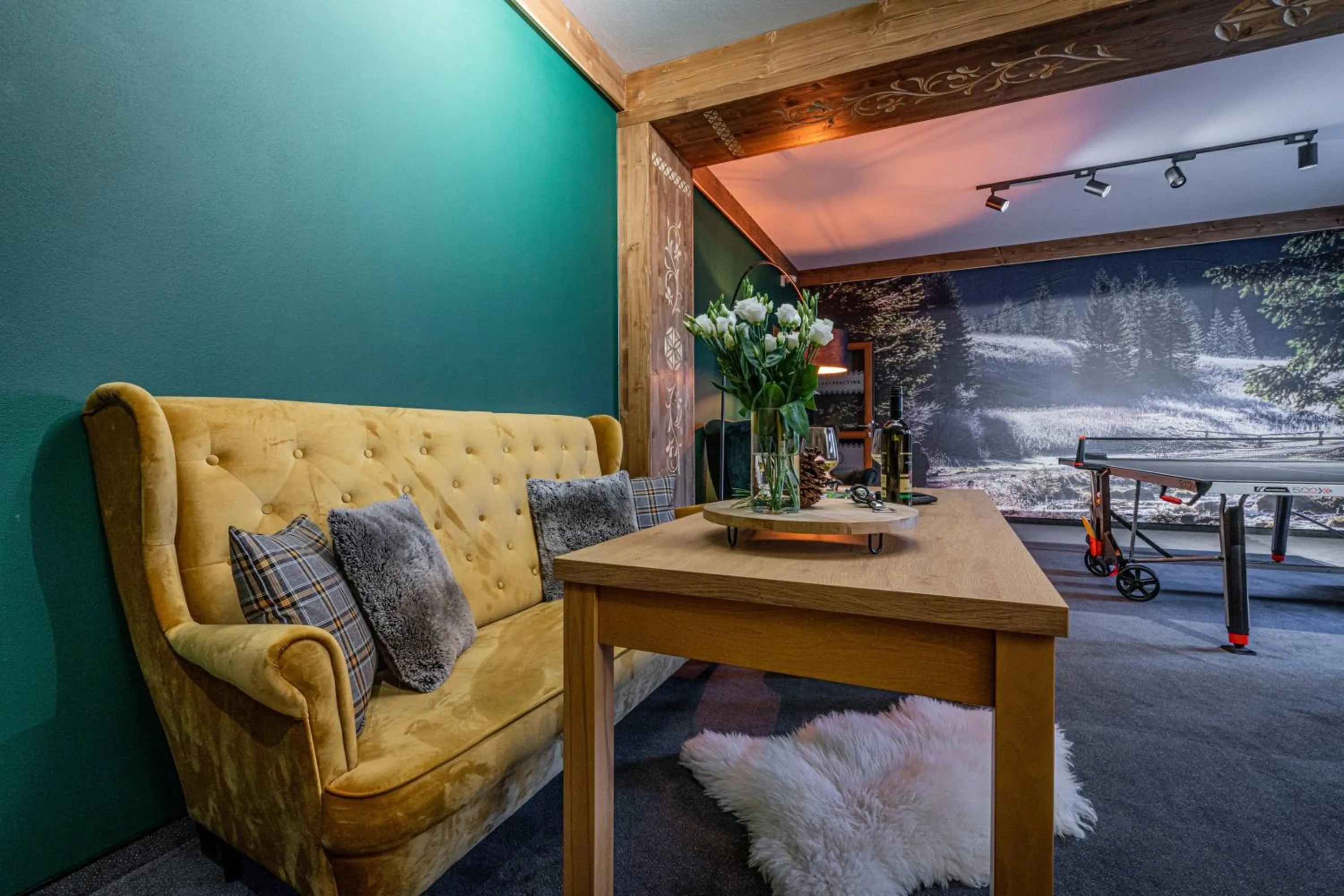 Communal lounge/ TV room in Rezydencja Markowy Dworek