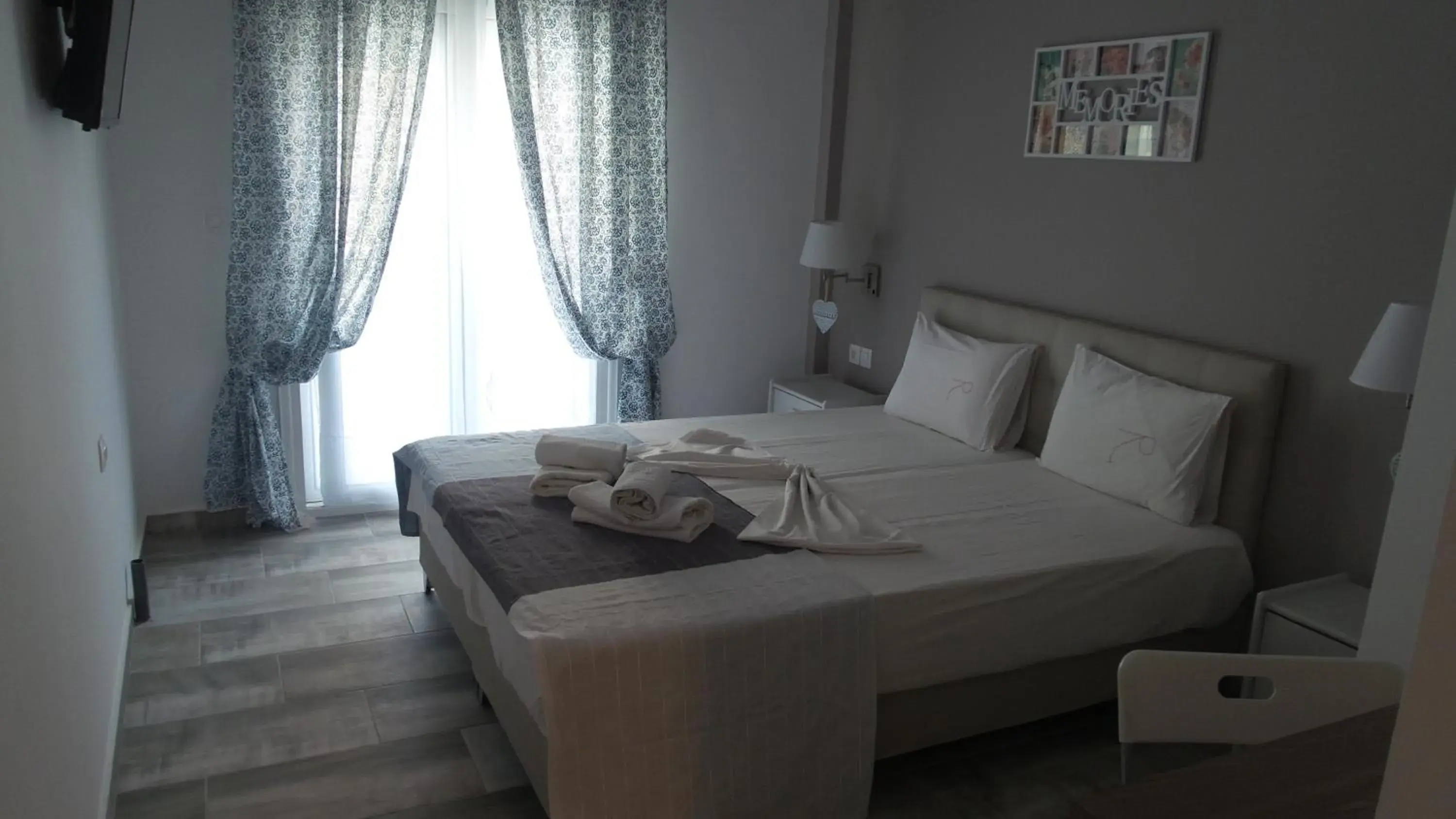 Double Room with Balcony and Sea View in House Roula Double Room with Balcony and Sea View in House Roula
