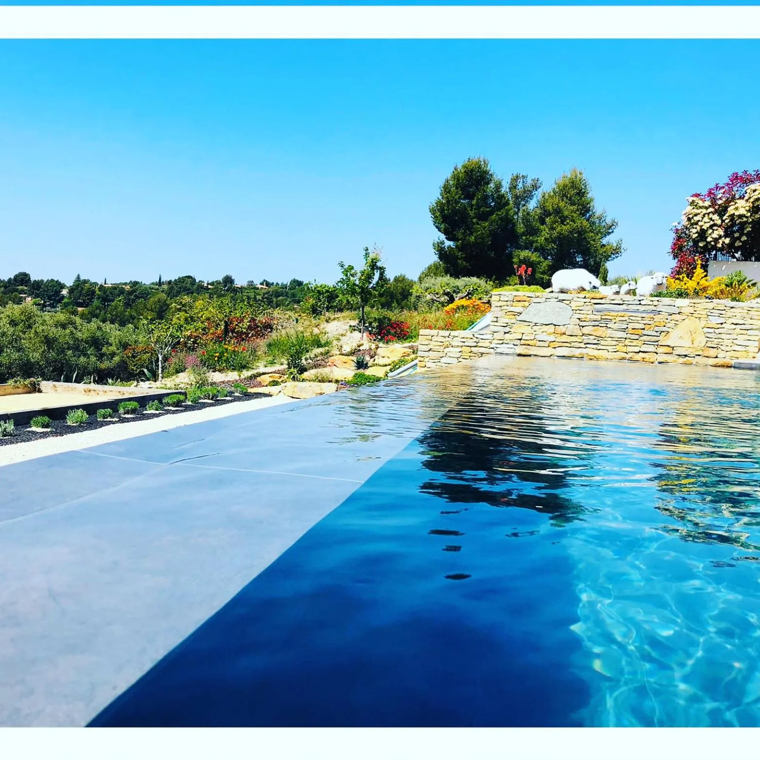 Swimming pool in VILLA PADI La Cadière d'Azur