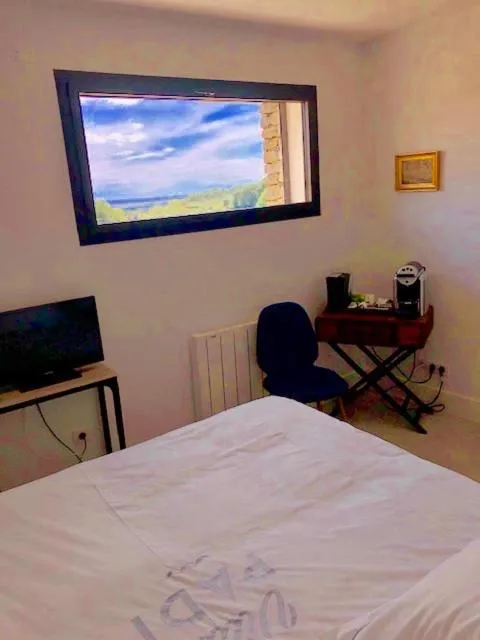 Bed in VILLA PADI La Cadière d'Azur