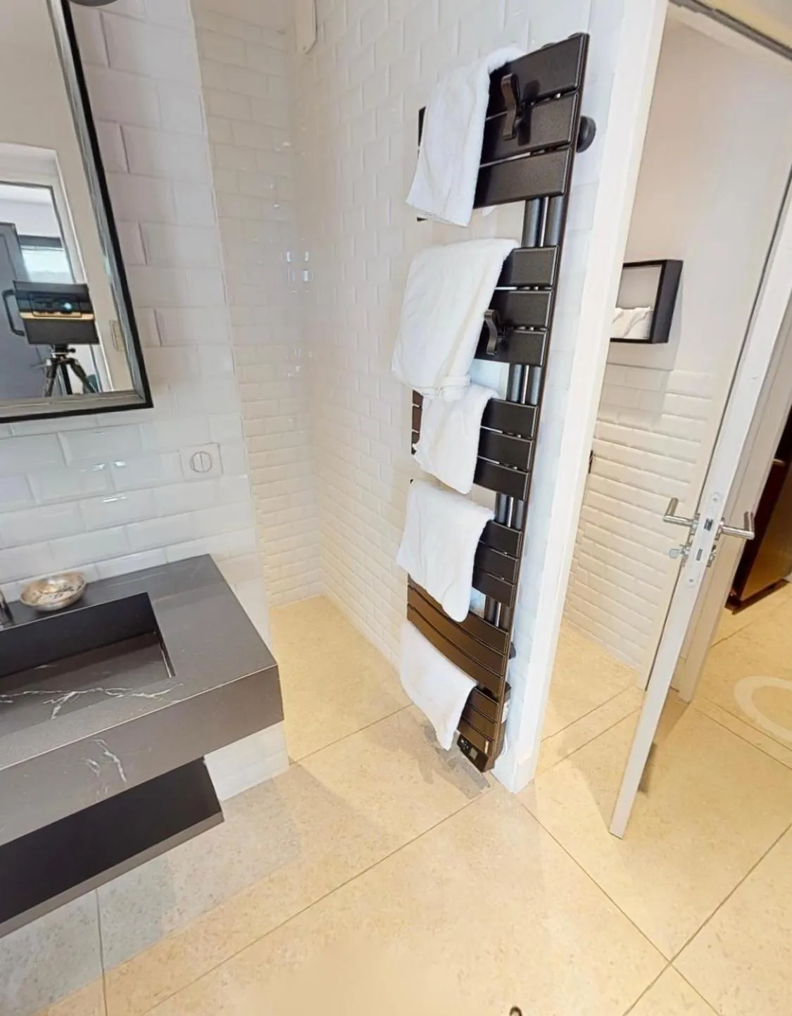 Photo of the whole room in VILLA PADI La Cadière d'Azur