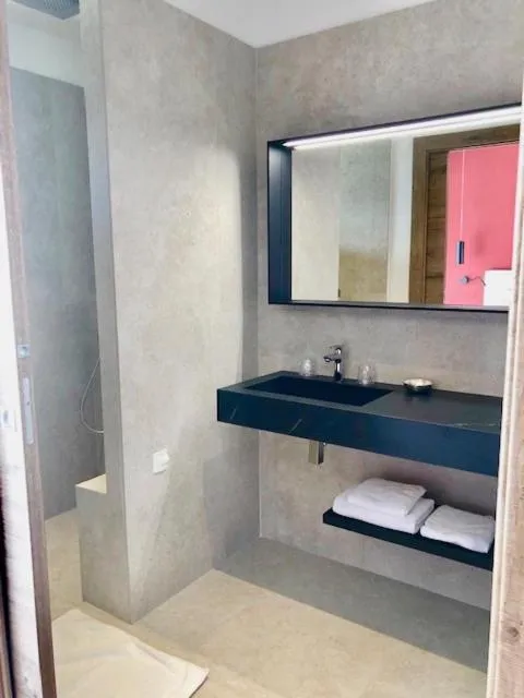 Bathroom in VILLA PADI La Cadière d'Azur