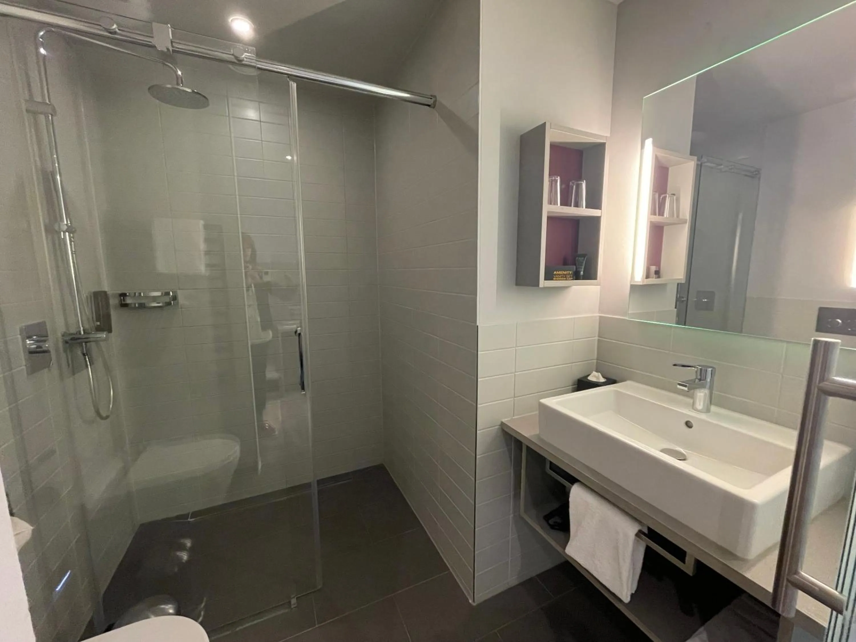 Shower in Schlosshotel Monrepos